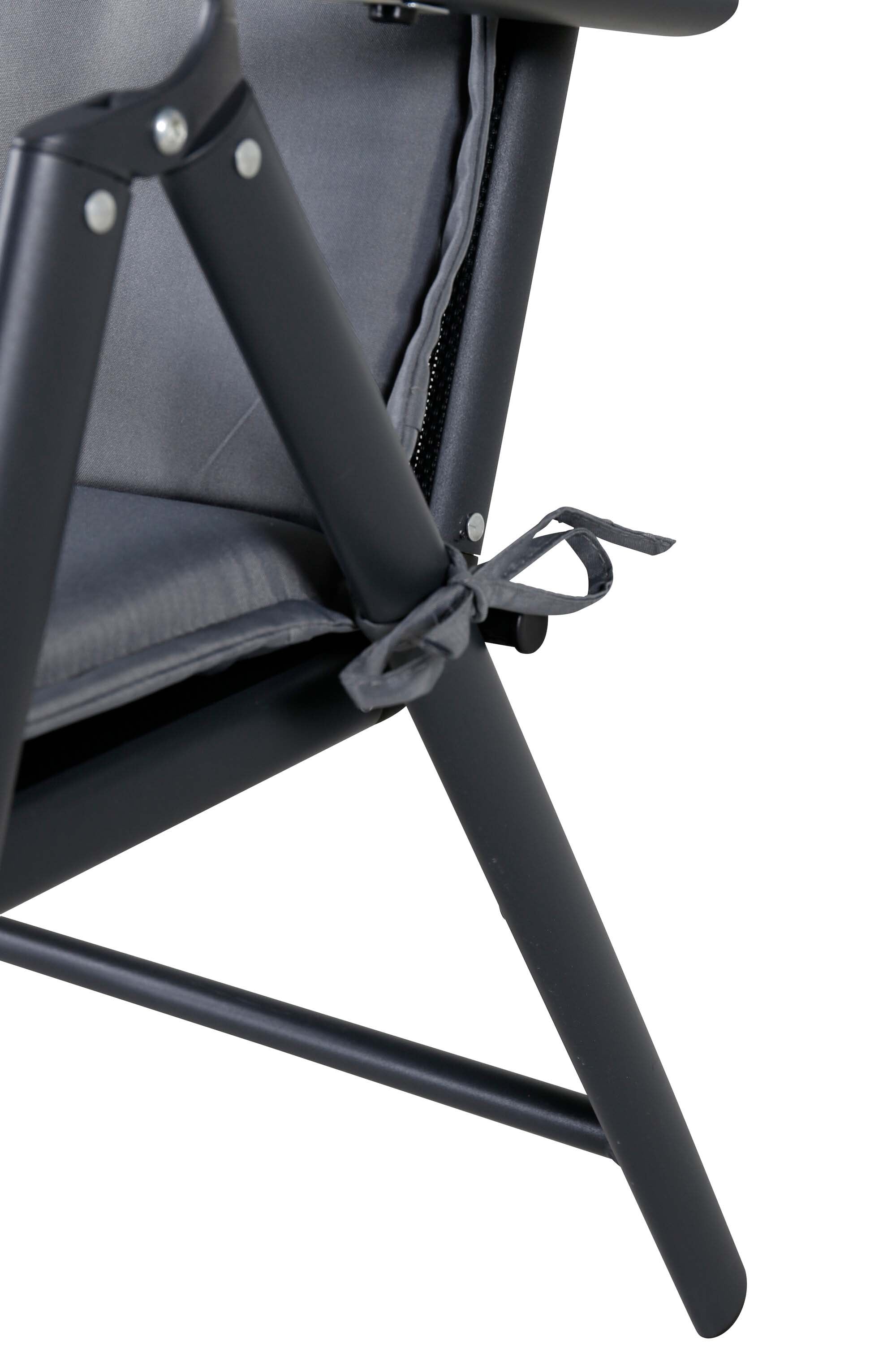Kissen 5 pos in Grau präsentiert im Onlineshop von KAQTU Design AG. Sitzkissen ist von Venture Home
