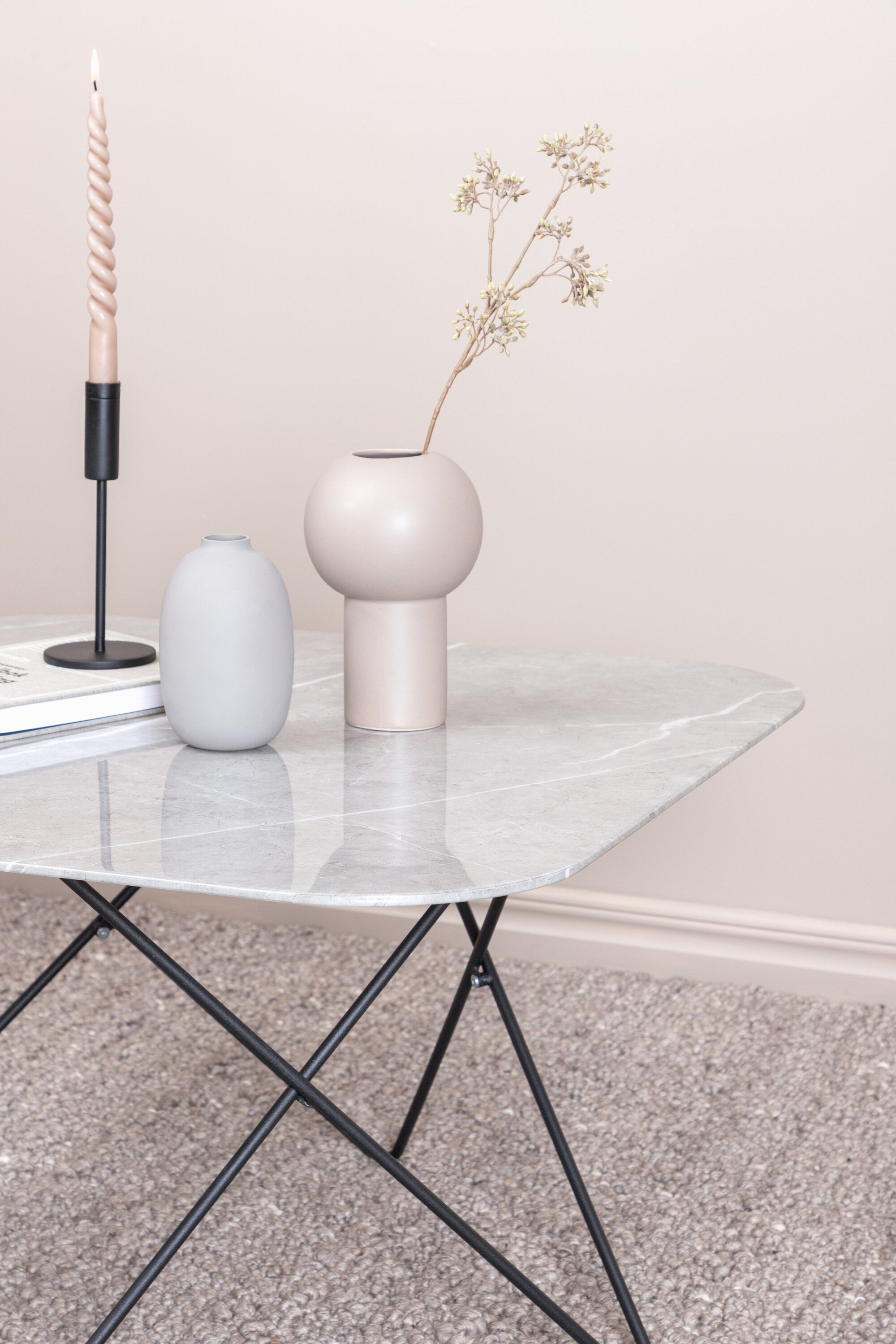 Tristar Beistelltisch in Grau / Schwarz präsentiert im Onlineshop von KAQTU Design AG. Beistelltisch ist von Venture Home