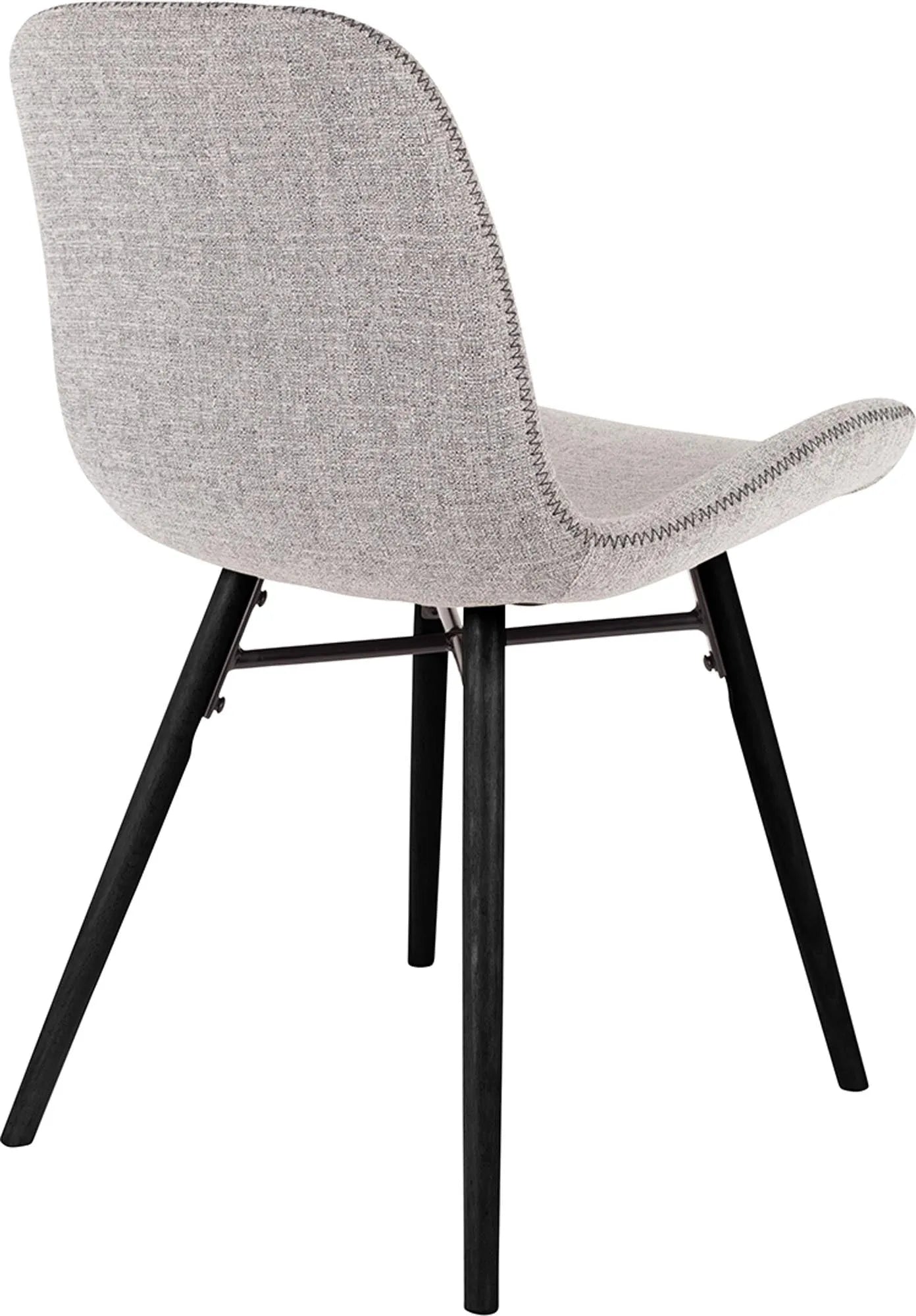 Stuhl LESTER von White Label Living: Komfort trifft auf zeitlose Eleganz.