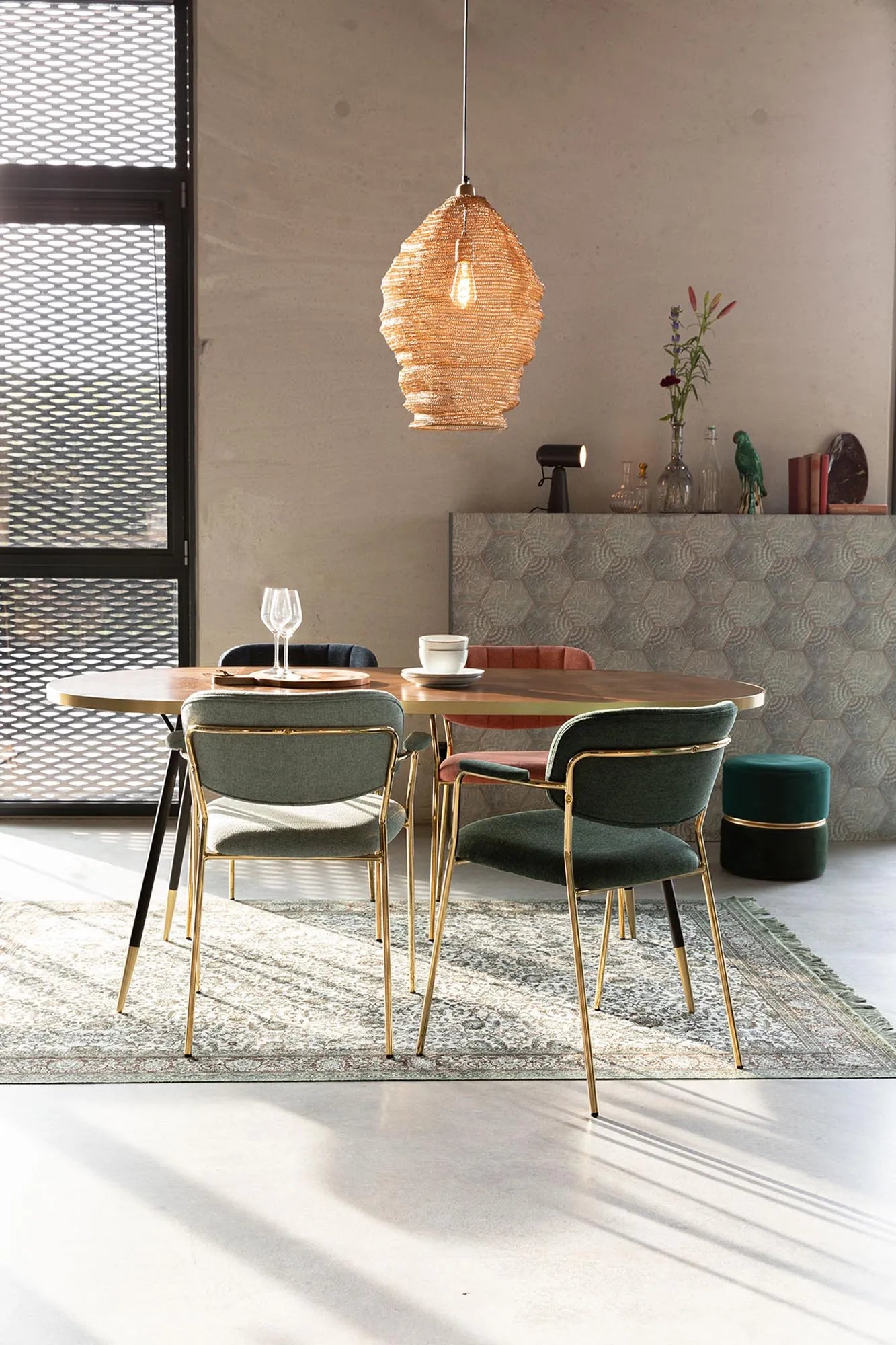 Eleganter Jolien Armlehnstuhl, gepolstert, von White Label Living.