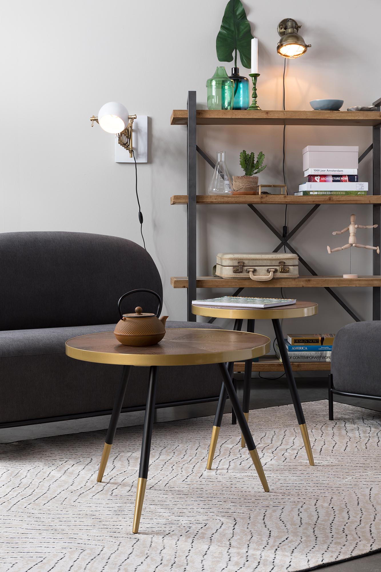 Beistelltisch DENISE in Hellbraun/Gold präsentiert im Onlineshop von KAQTU Design AG. Beistelltisch ist von White Label Living