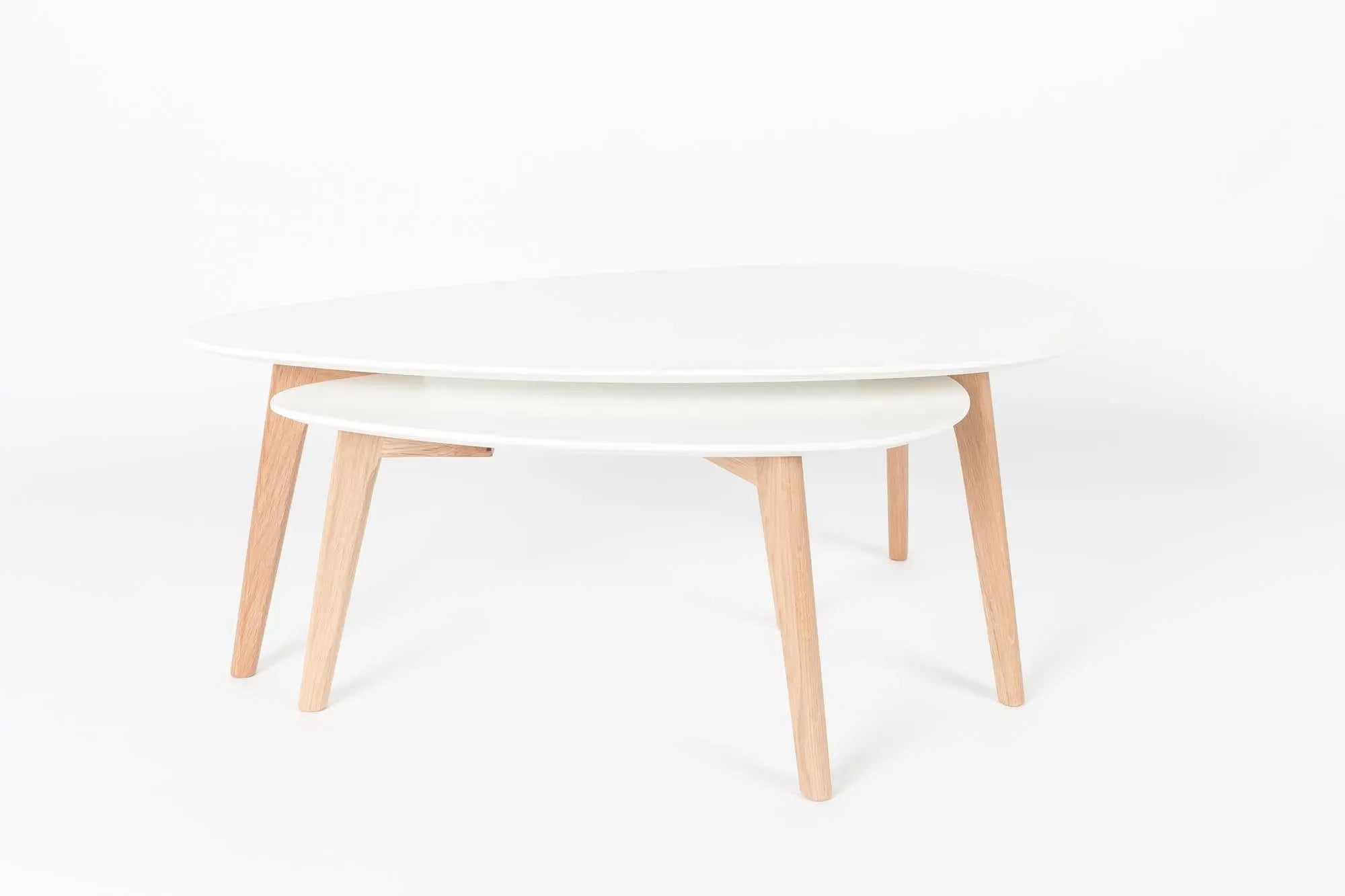 Elegantes Drop 2er Set: Stilvolle Beistelltische von White Label Living.