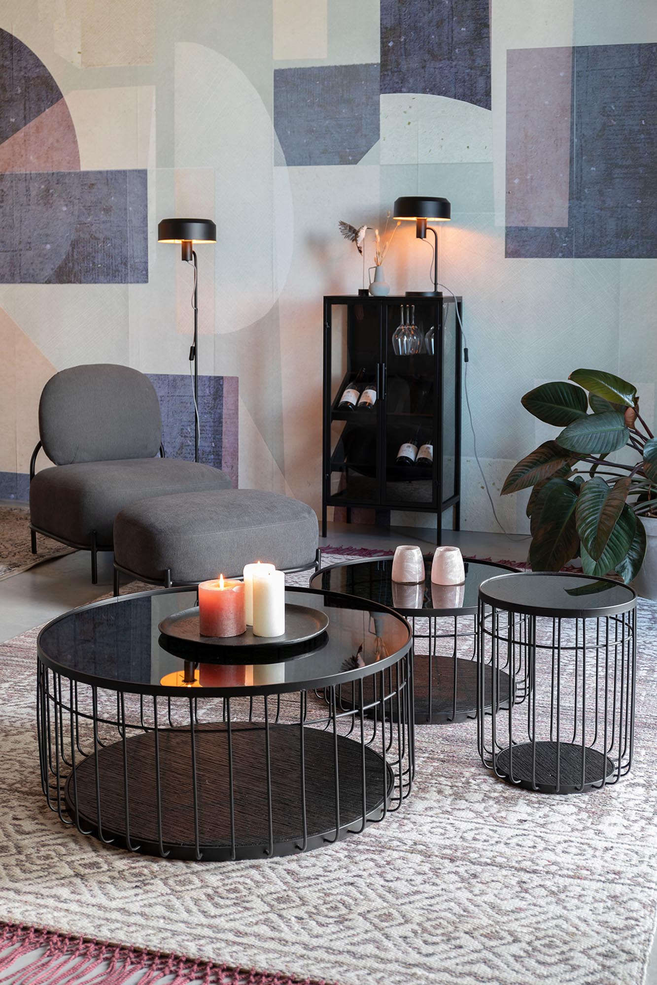 Weinregal ROB von White Label Living: Platz für 12 edle Flaschen.