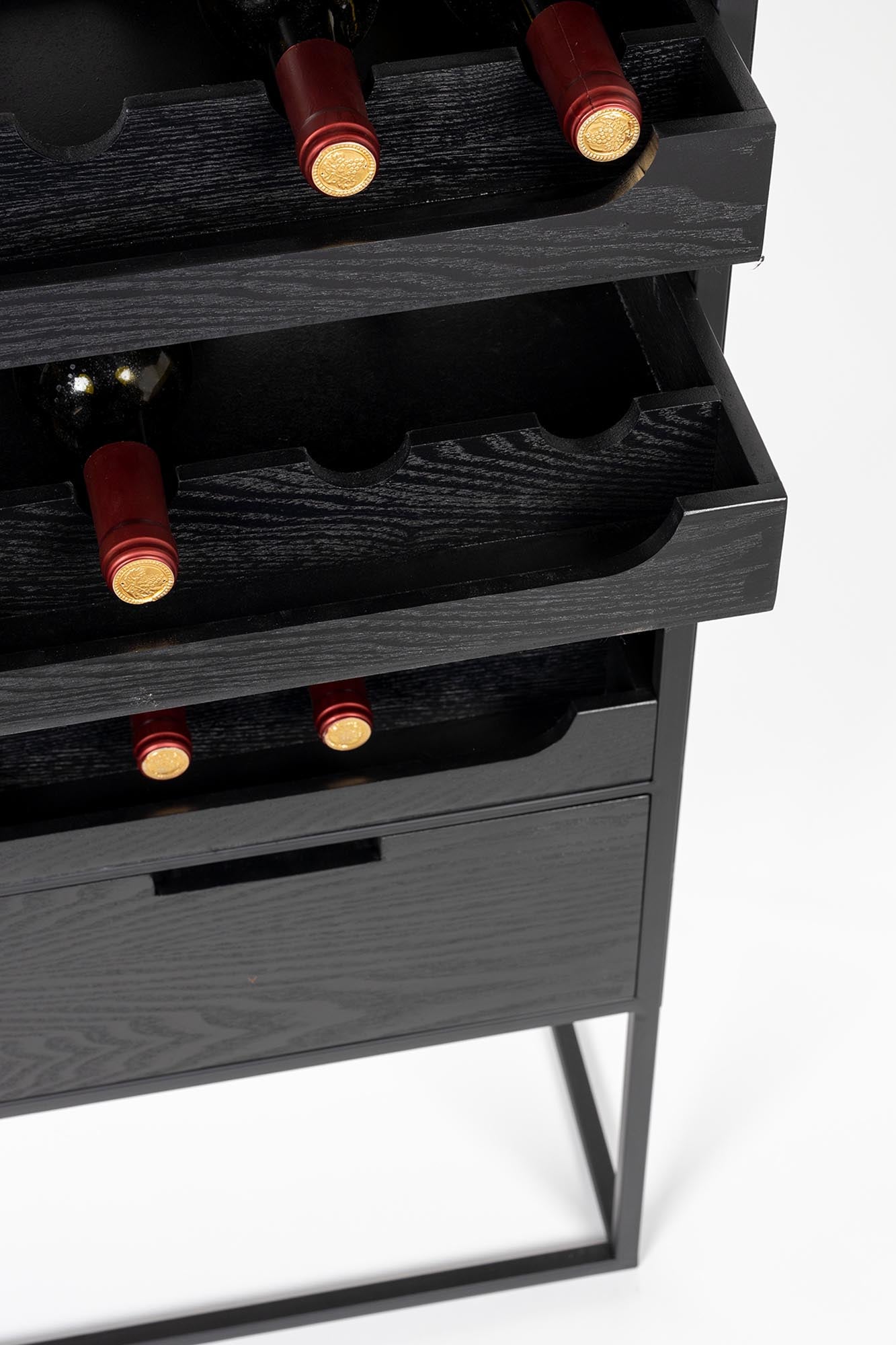 Elegantes Weinregal Guuji High: Perfekte Lösung für Weinliebhaber, stilvolle Präsentation und sichere Lagerung Ihrer Weine.