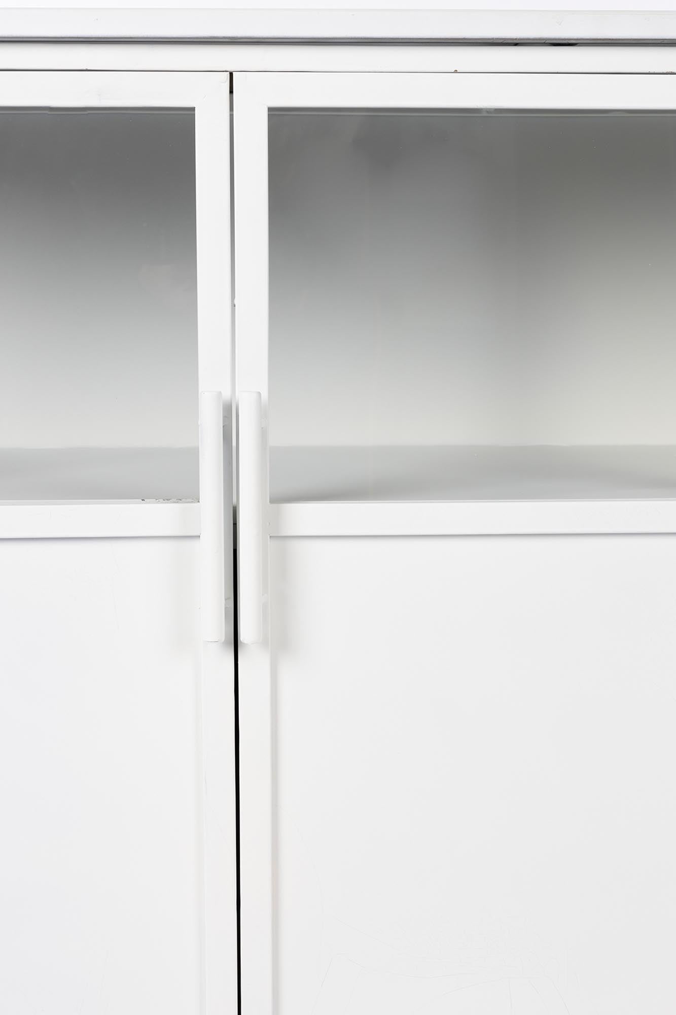 Elegantes MIYA LOW Sideboard 3-türig von White Label Living.