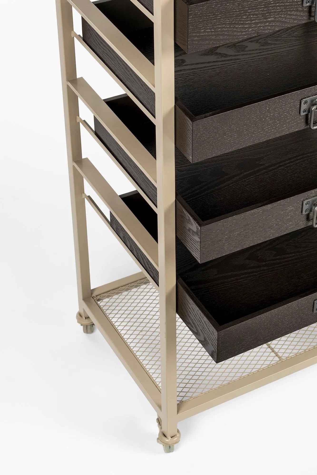 Regal Botan: Modernes Design trifft auf praktische Vielseitigkeit.