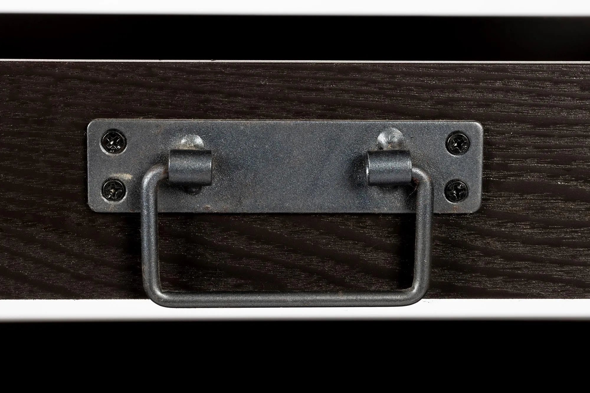 Regal Botan: Elegante Stauraumlösung für zeitgemäße Interieurs.