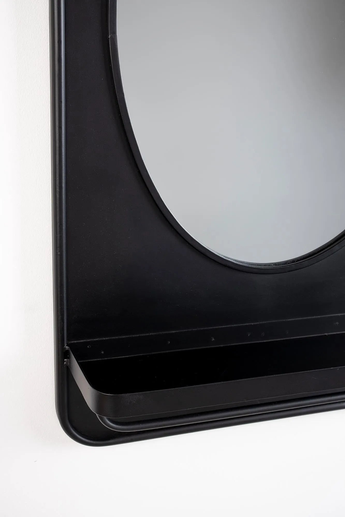 Spiegel Regal PASCAL: Modernes Design trifft auf Funktionalität.