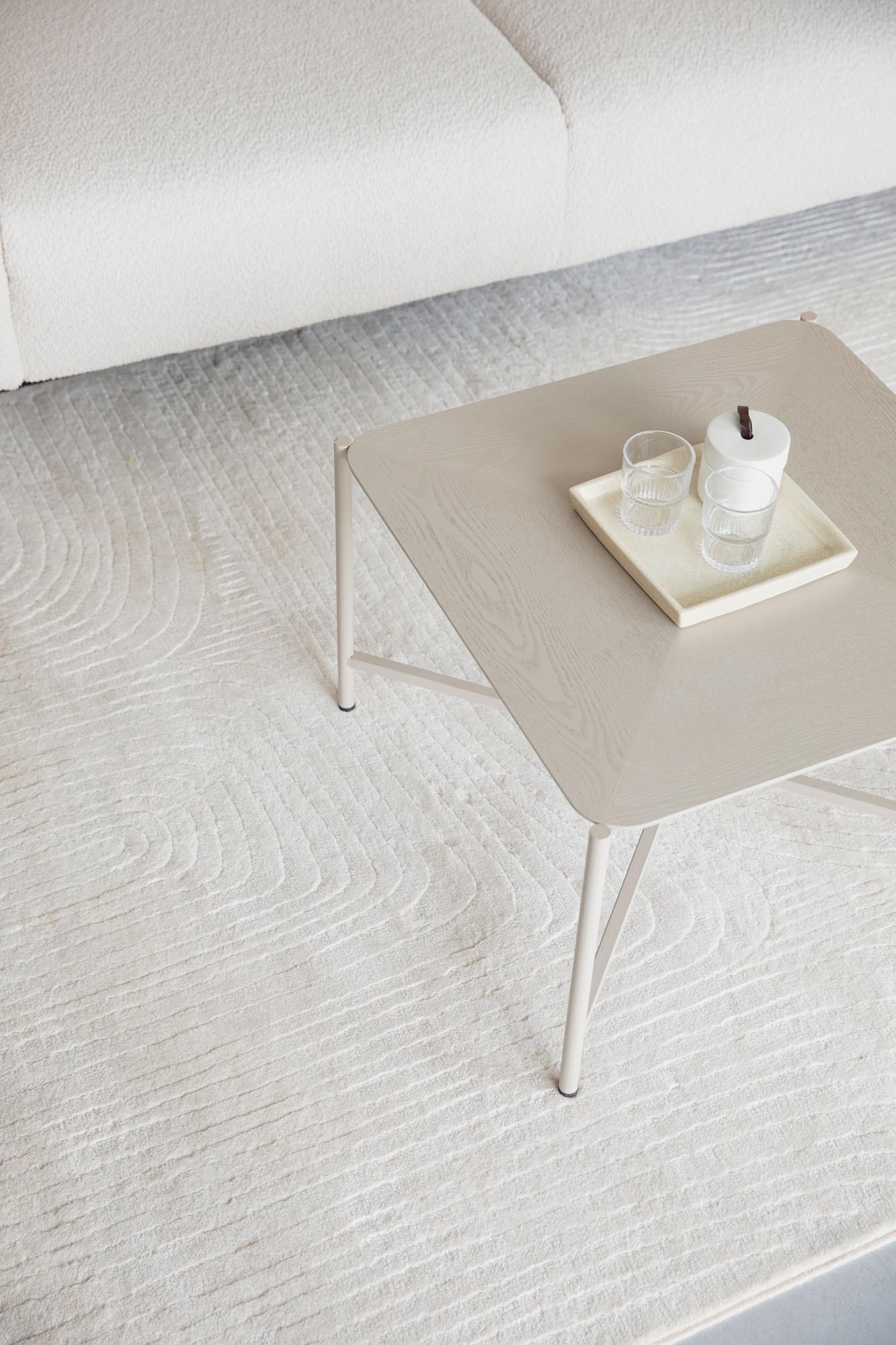 Teppich Lignes 160x230: Stilvolles Design, langlebig aus Dekolan & Jute, ideal für Wohnzimmer, pflegeleicht, harmonische Farben.