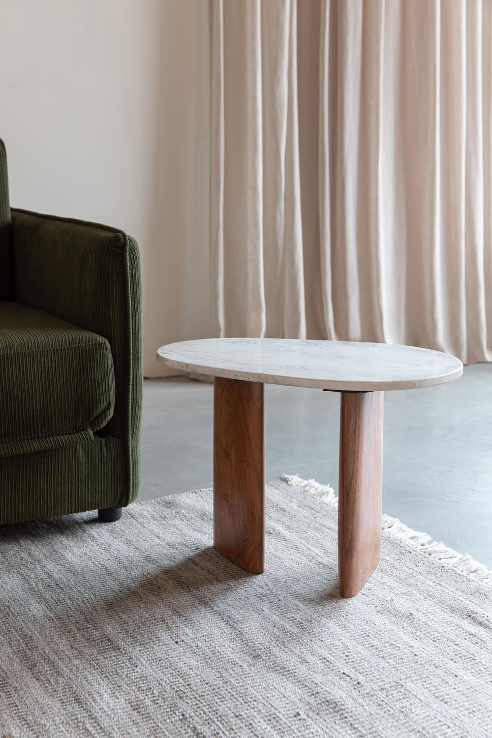 Tanda Beistelltisch: Edles Design mit Marmor von White Label Living.