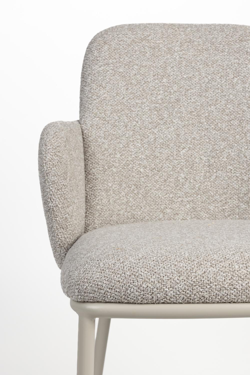 Eleganter Sessel Jerrico in Hellbeige für stilvolle Wohnräume.