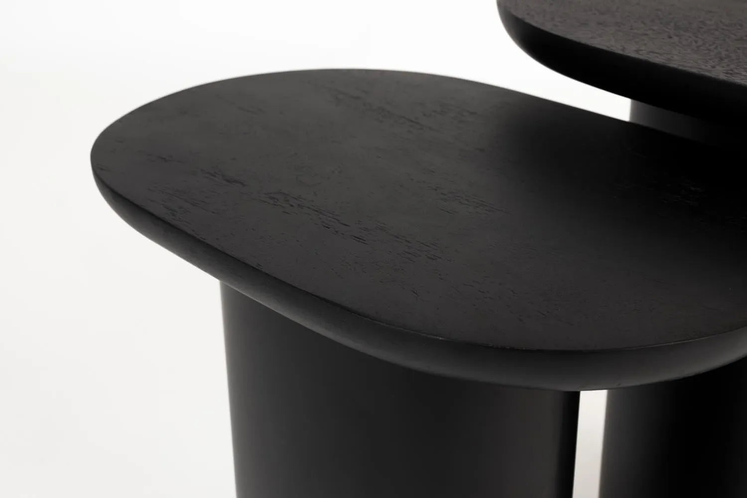 Bela Beistelltisch-Set: Funktionalität trifft auf modernes Design.