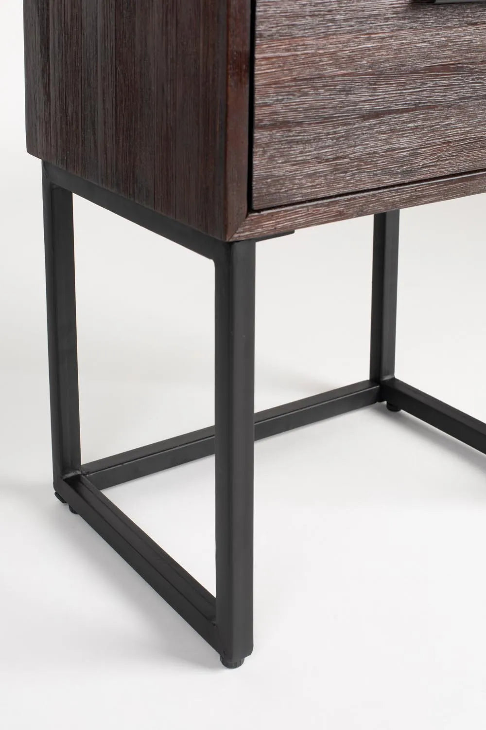 Stilvoller Webster Tisch: Teakholz & Metall, ideal für jedes Zimmer.