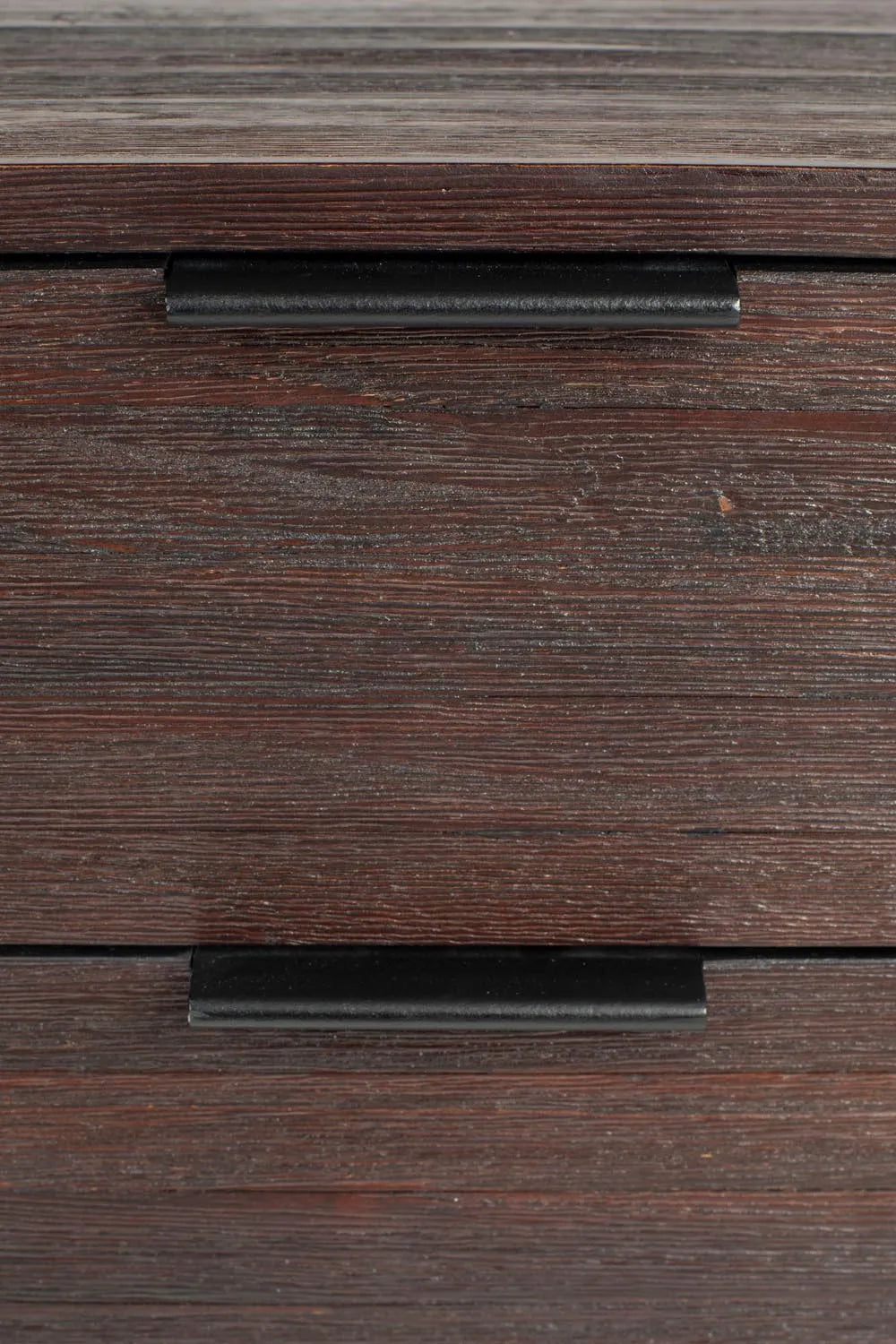 Webster Tisch: Teak & Metall, modern & funktional für jeden Raum.