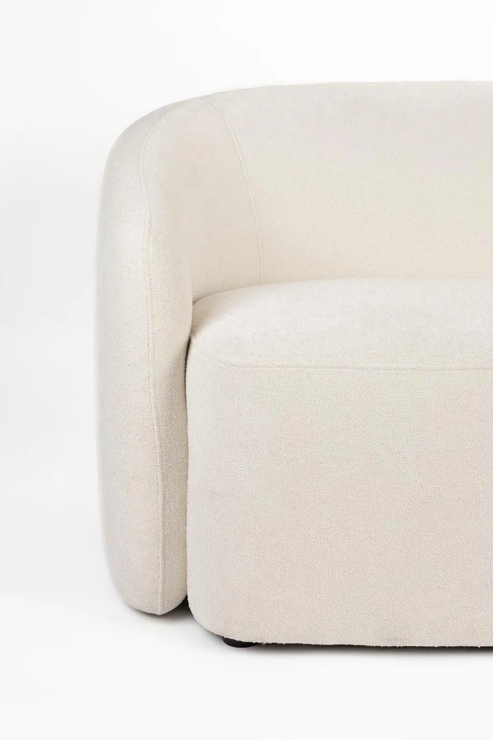 Komfortables Sofa Len von White Label Living für zeitlose Eleganz.