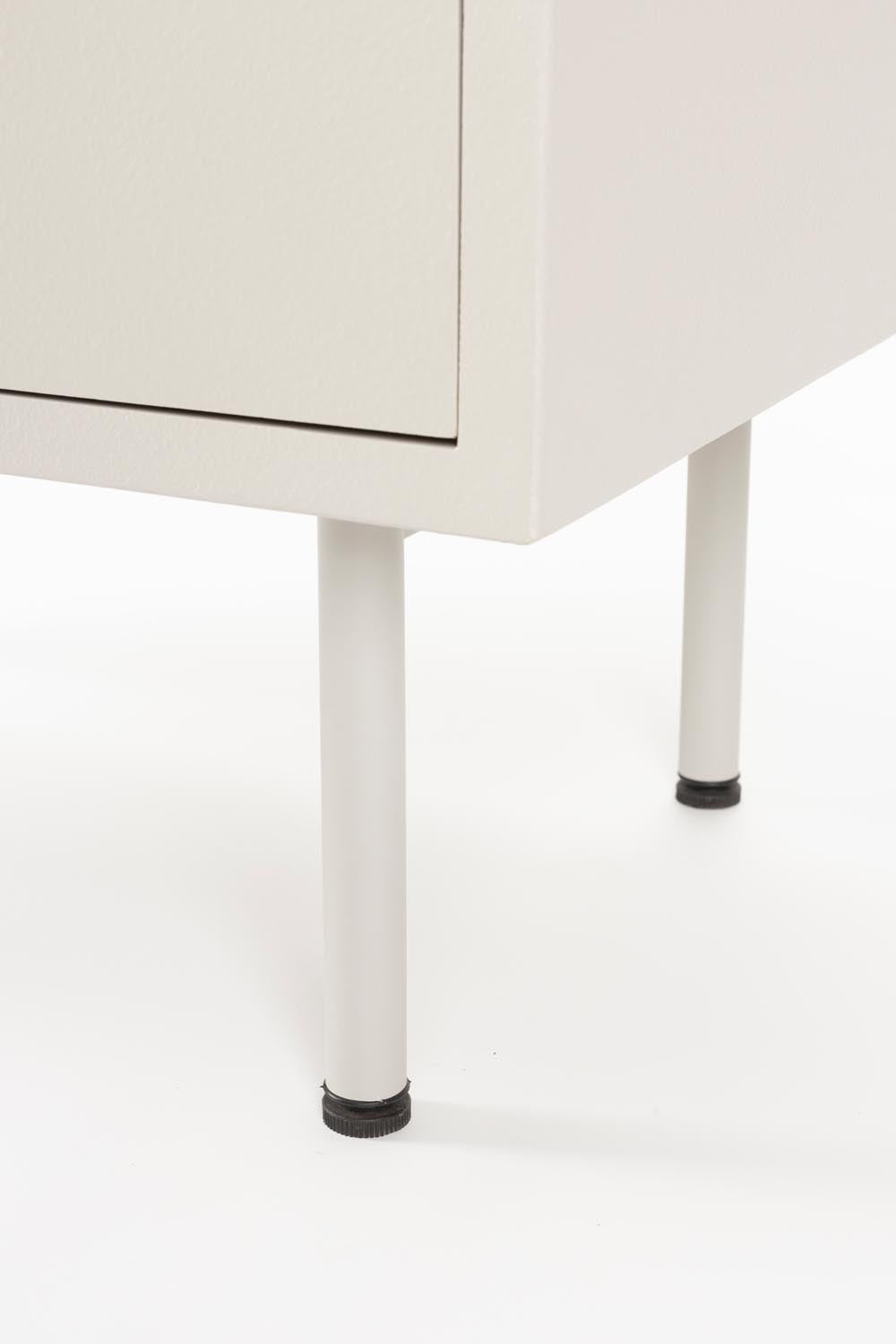 Moderner Funk Low Schrank von White Label Living aus MDF gefertigt.