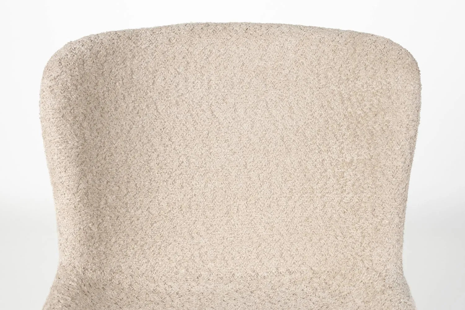 Eleganter Stuhl Marion in Off White mit luxuriösem Bouclé-Stoff.