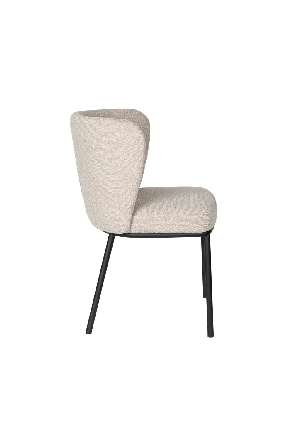 Guus Stuhl Beige: Zeitloses Design trifft auf bequeme Eleganz.