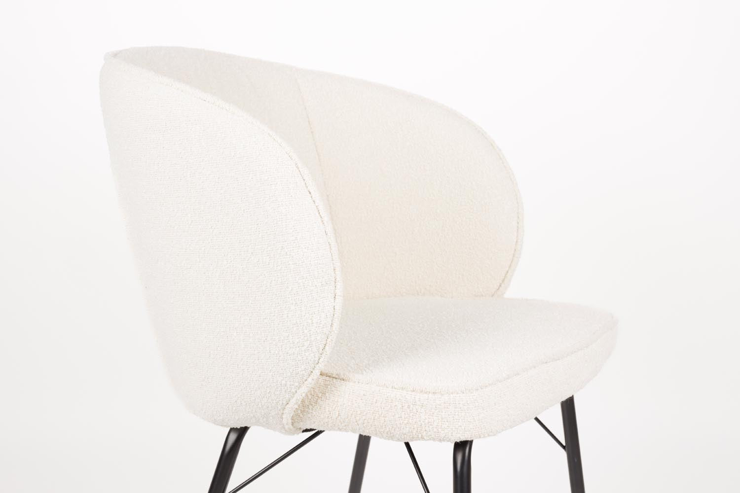 Eleganter Stuhl Joa Weiß von White Label Living für zeitlose Eleganz.