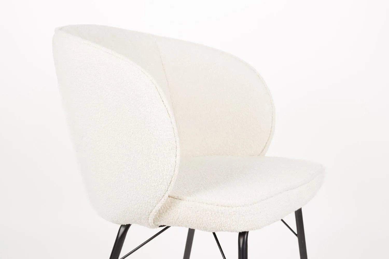 Eleganter Stuhl Joa Weiß von White Label Living für zeitlose Eleganz.
