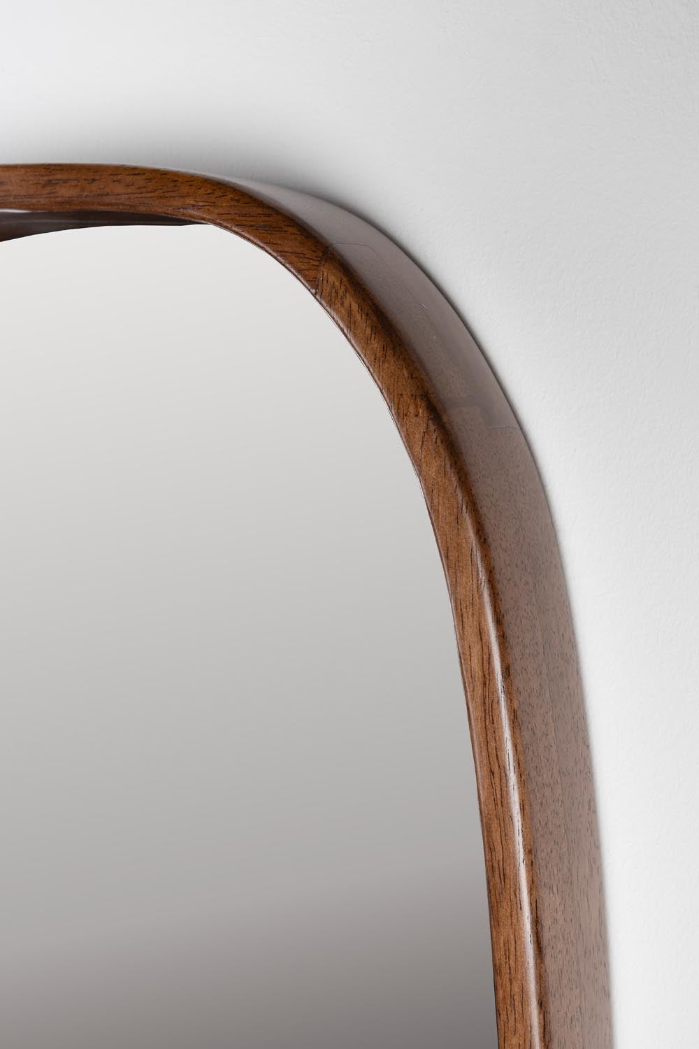 Nyko mirror l