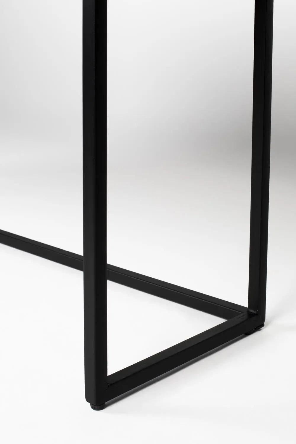Kompakter Webster Schrank S aus Teakholz von White Label Living.