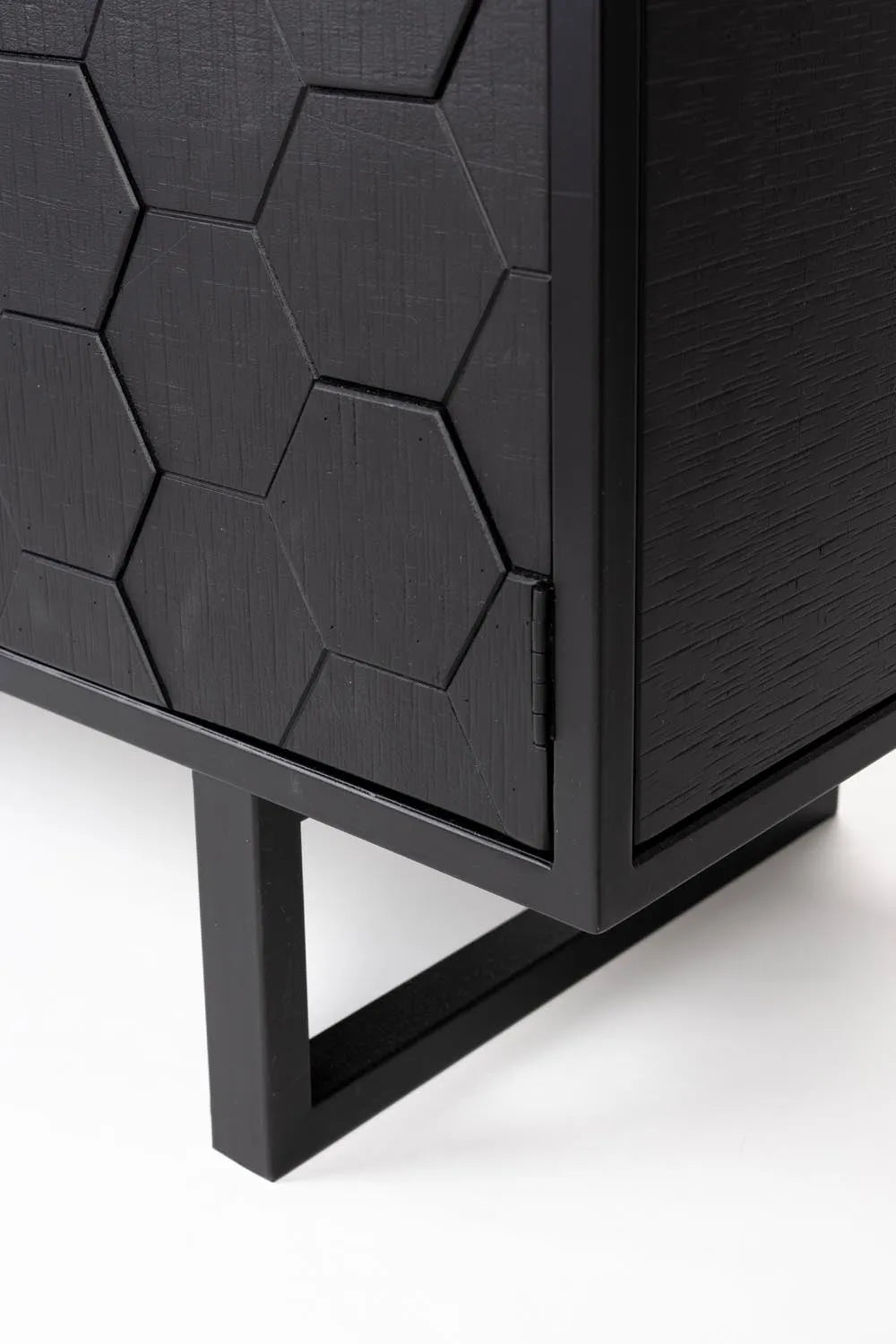 Modernes Linc Low Sideboard von White Label Living für stilvolle Räume.