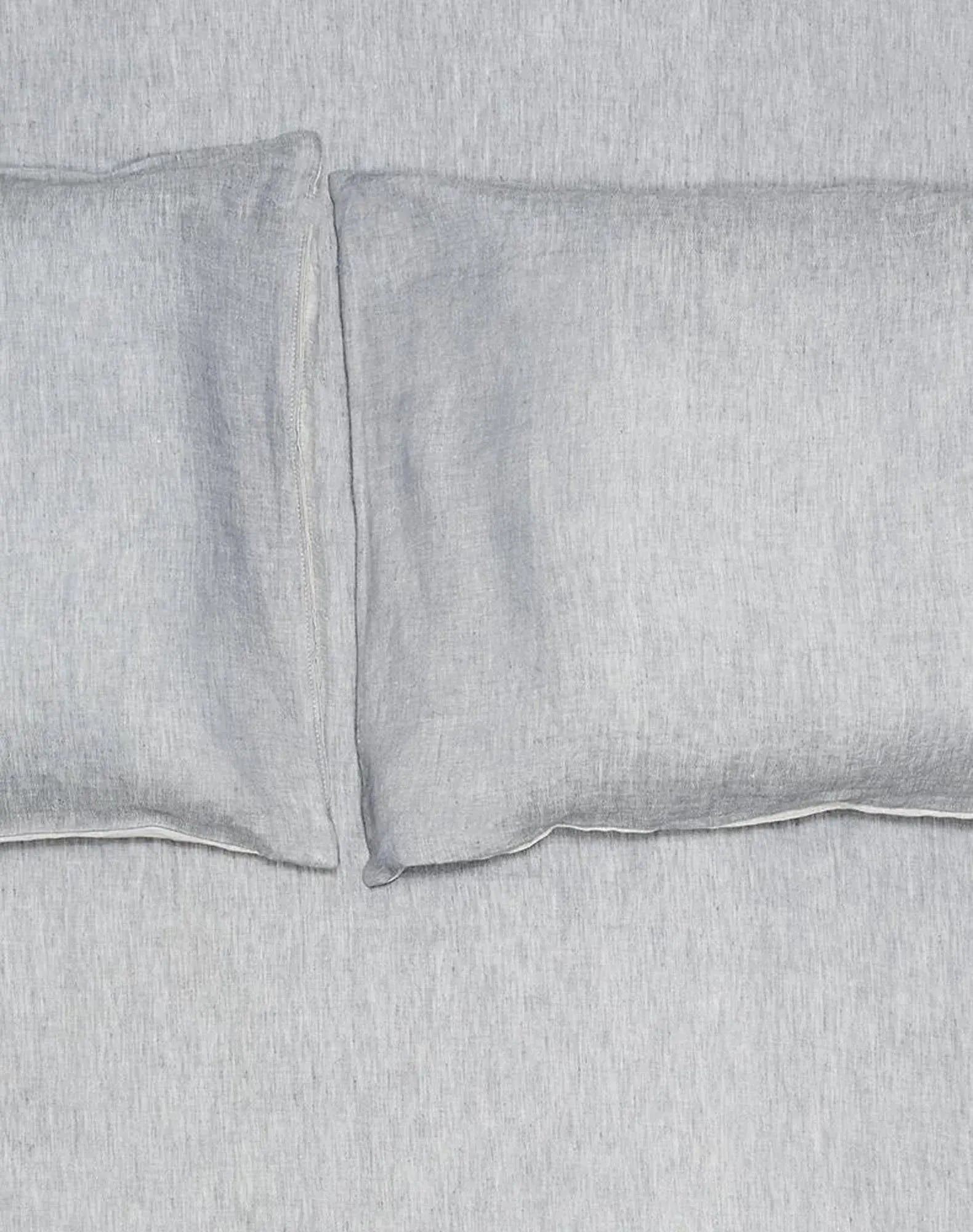 ZigZagZurich: Two Tone Bettwäsche, stonewashed für stilvolle Nächte.