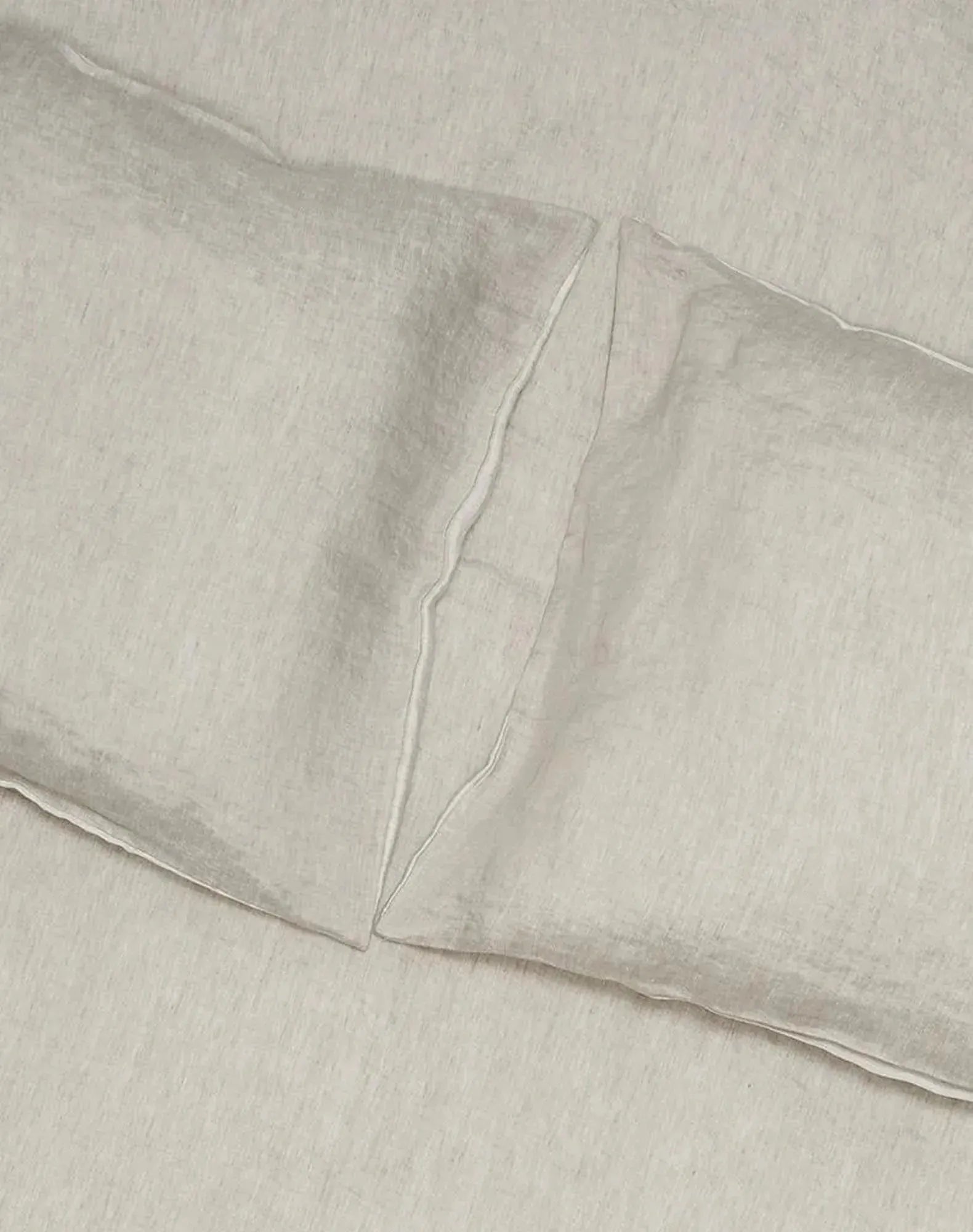 ZigZagZurich Bettwäsche: Luxuriöses Stonewashed-Design in Two Tone.
