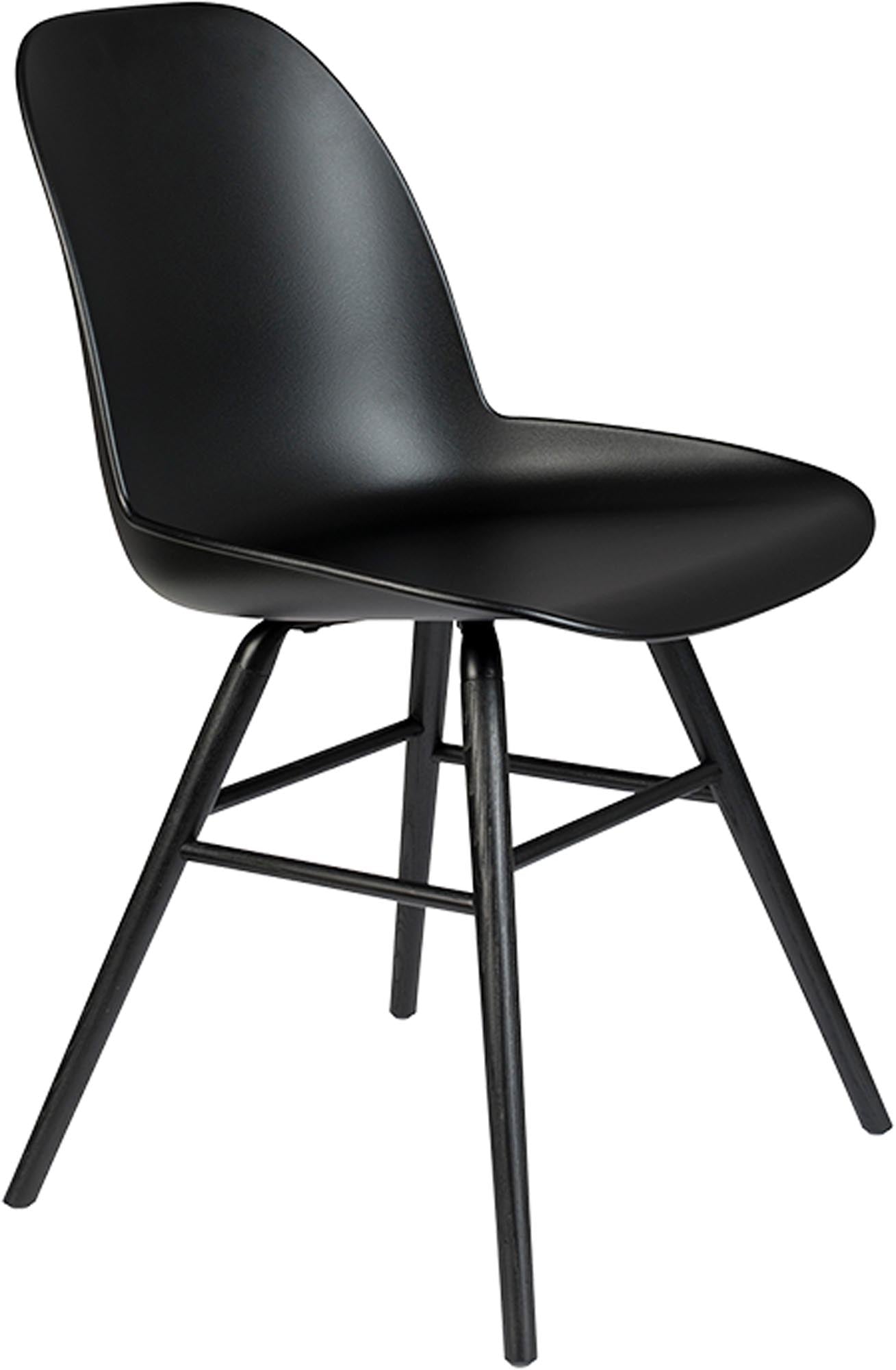 Der Albert Kuip Stuhl von Zuiver bietet elegantes Design und hervorragenden Komfort, ideal für jedes moderne Interieur.