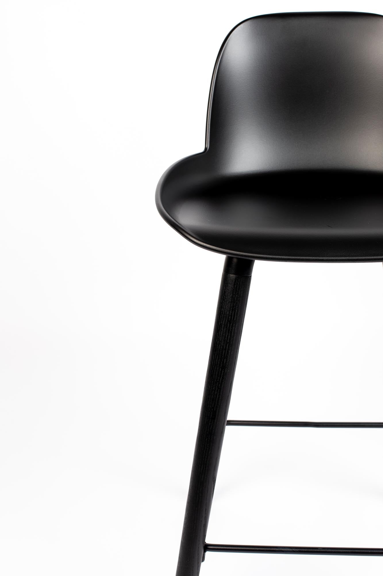 Barstuhl Albert Kuip: Eleganz und Komfort für Ihr Zuhause.