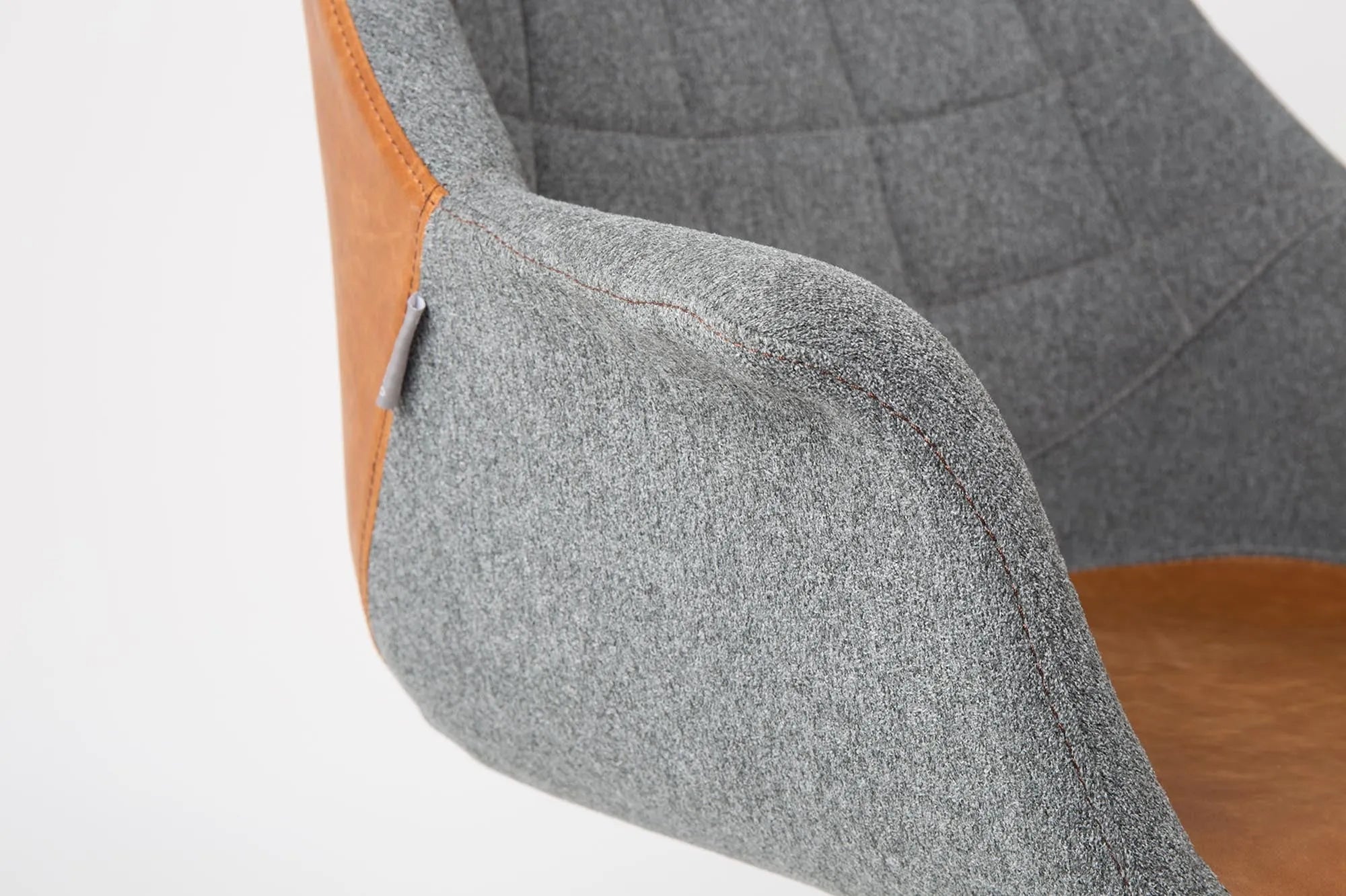 Zuiver Doulton: Ergonomischer Bürostuhl mit modernem Design.