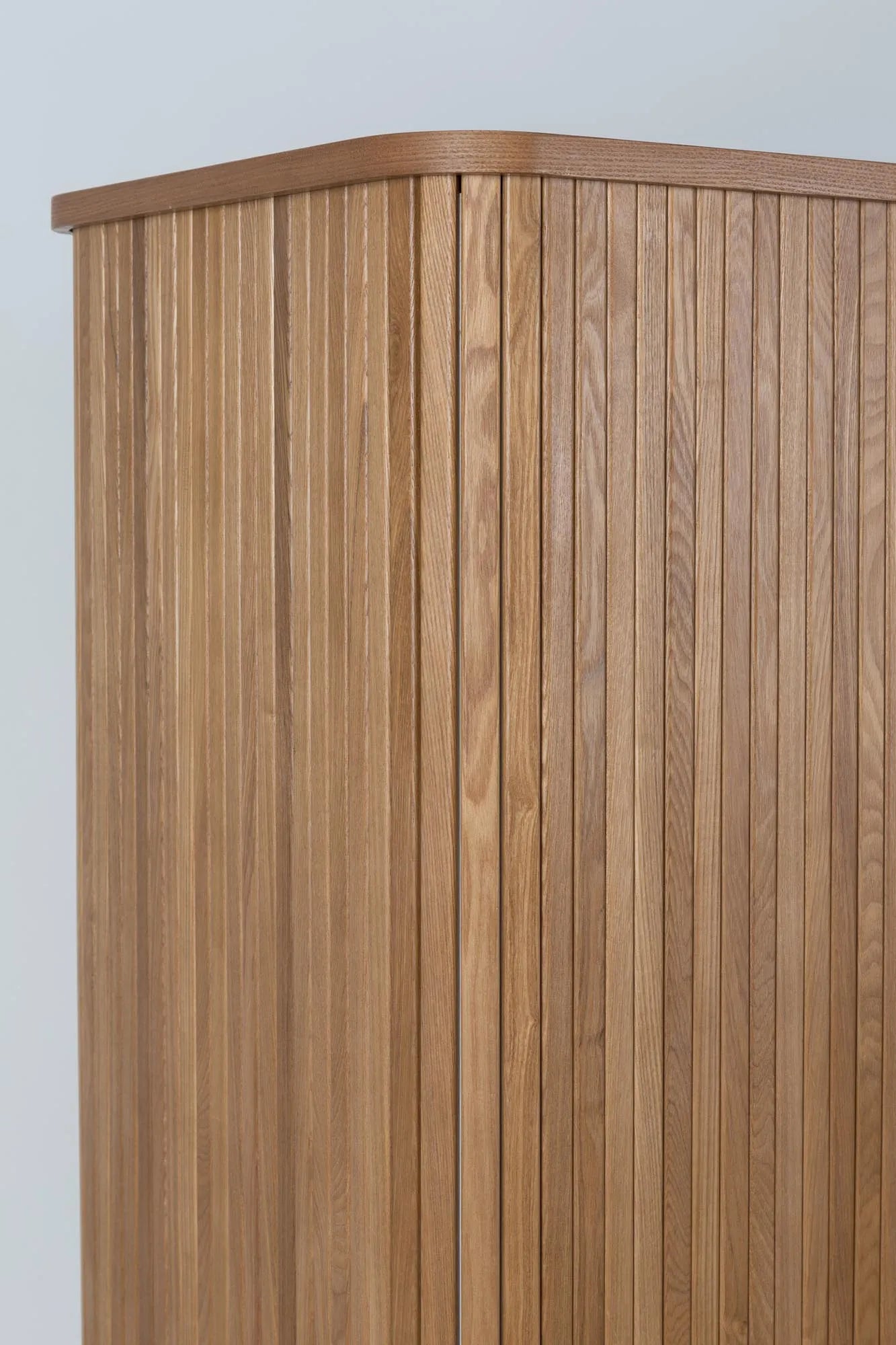 Zuiver Barbier Sideboard: Eleganz und Funktion in perfekter Harmonie.