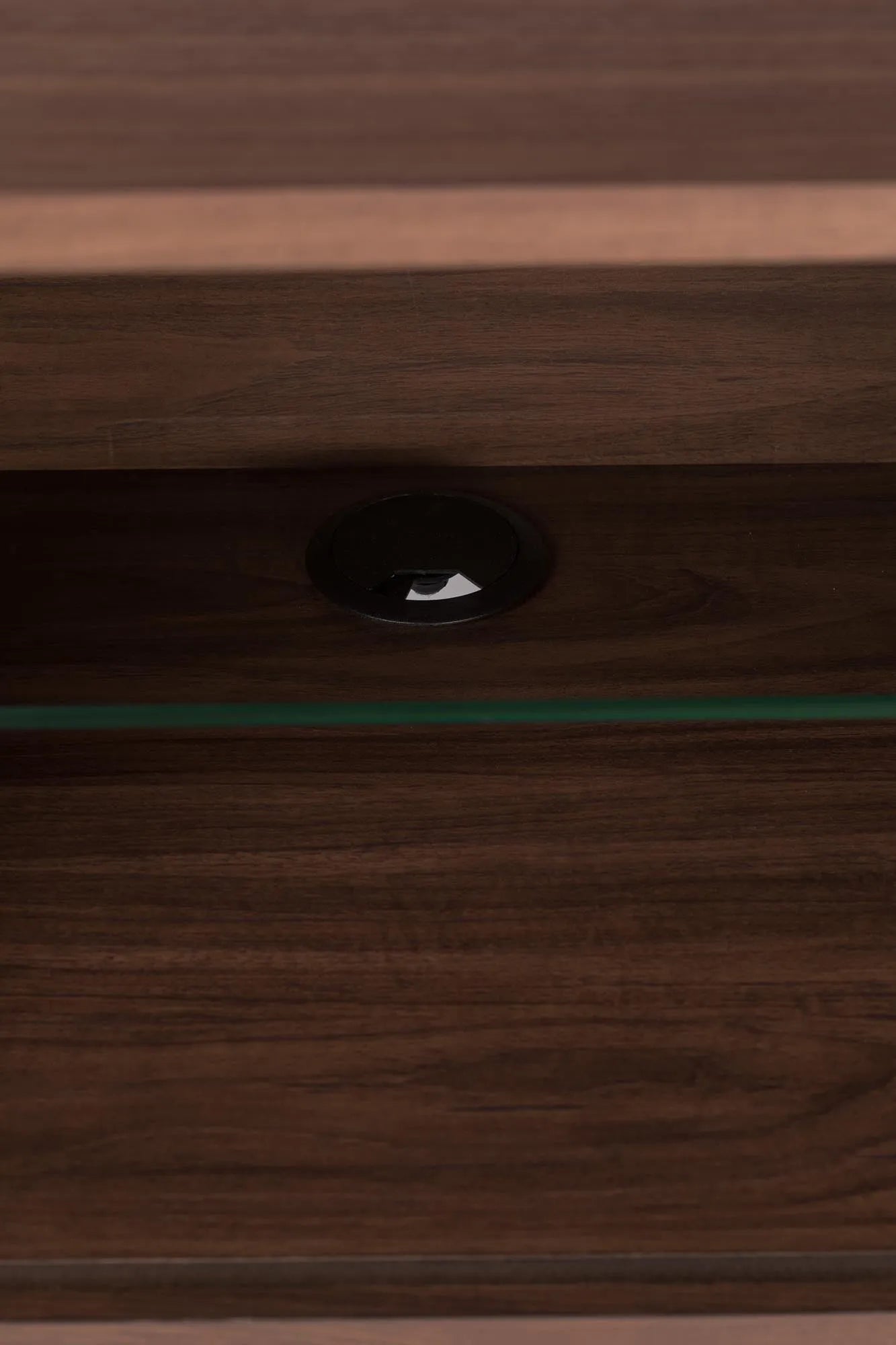 Retro Sideboard Barbier: Funktionalität trifft auf stilvolles Design.