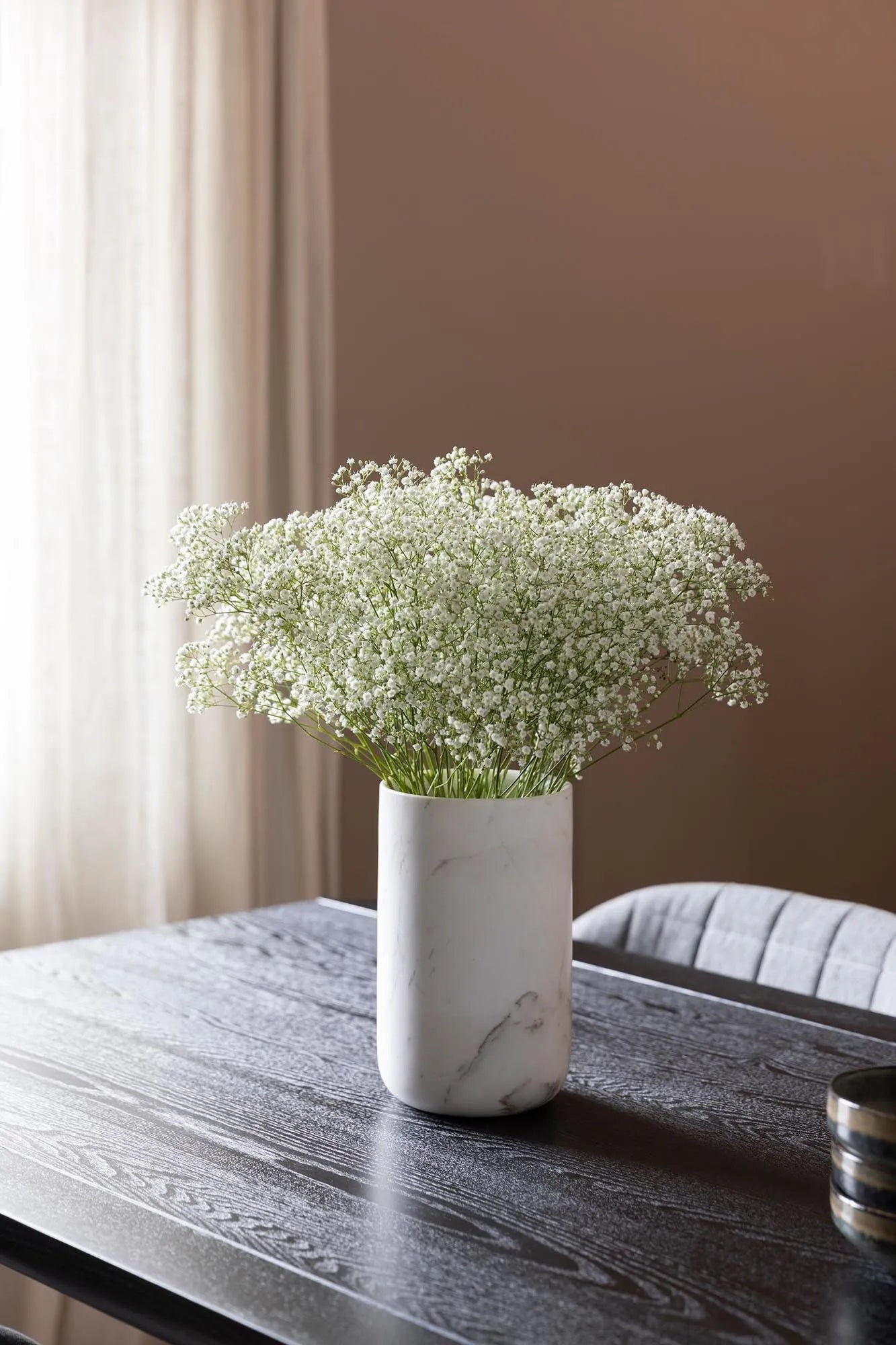 Vase Fajen in Weiss präsentiert im Onlineshop von KAQTU Design AG. Vase ist von Zuiver