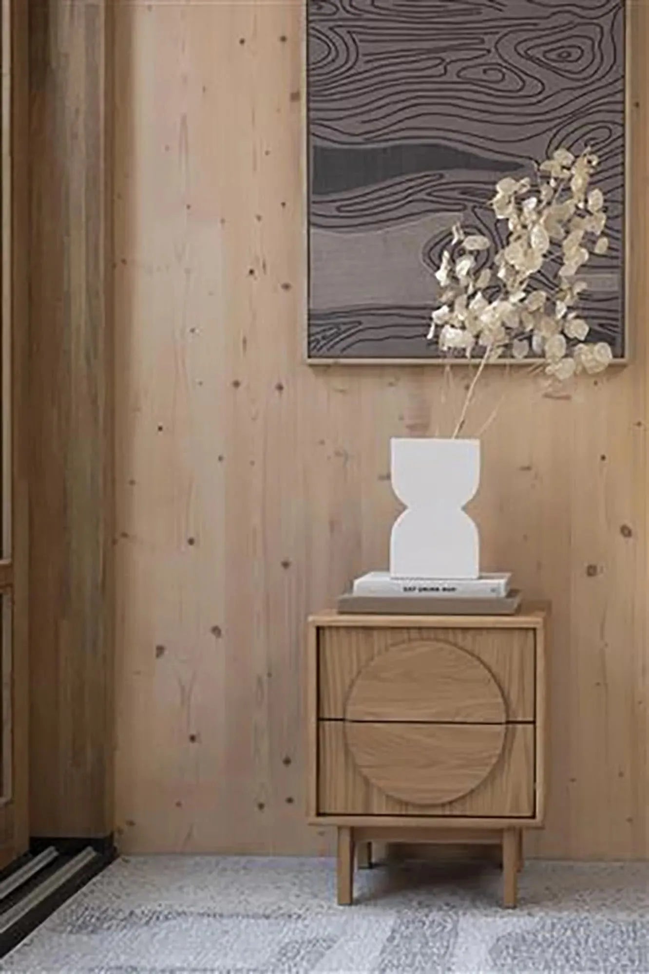 Zuiver Groove Beistelltisch: Funktionalität trifft auf modernes Design.