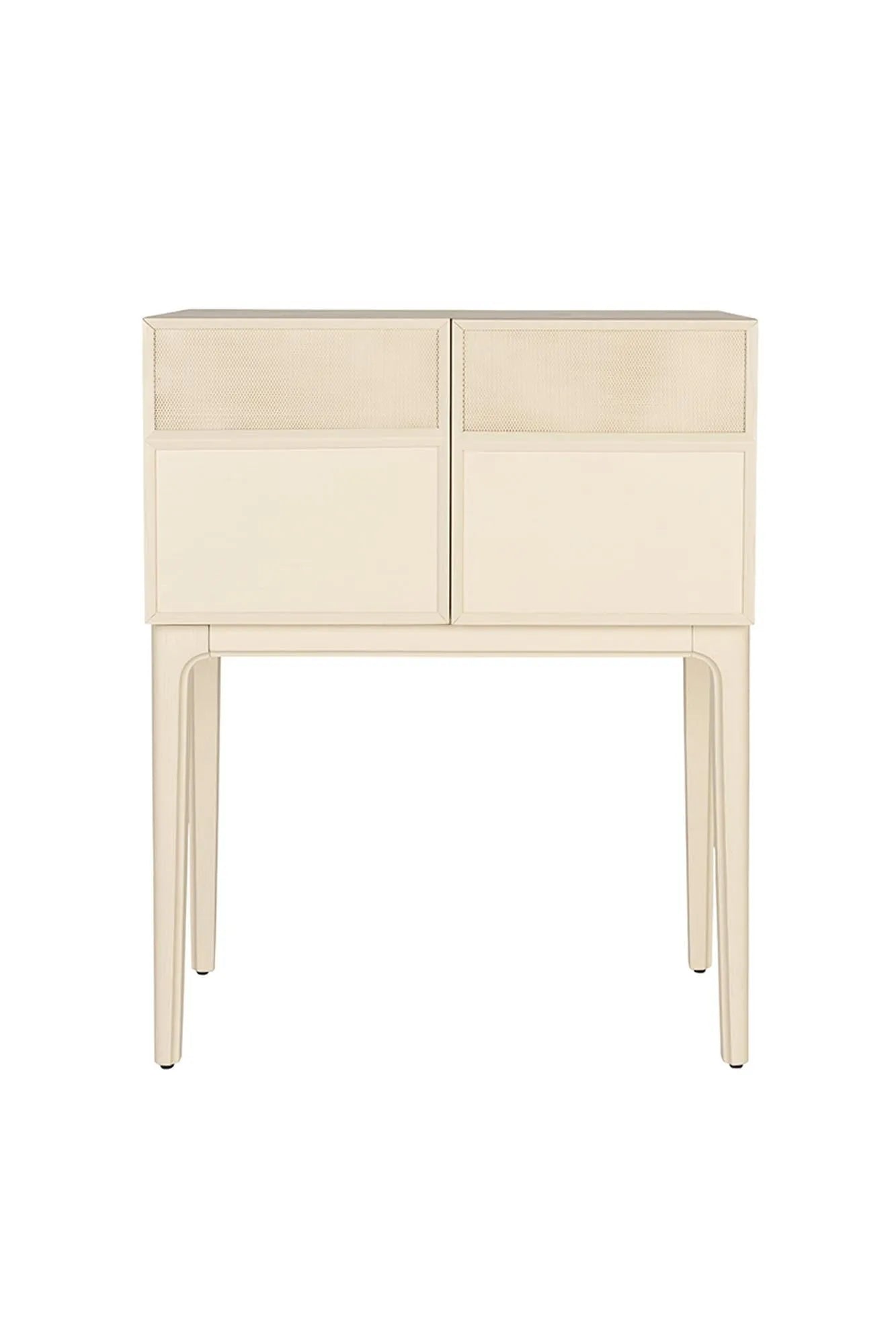 Zuiver Cabinet June: Zeitloses Eichenholzdesign mit modernem Flair.