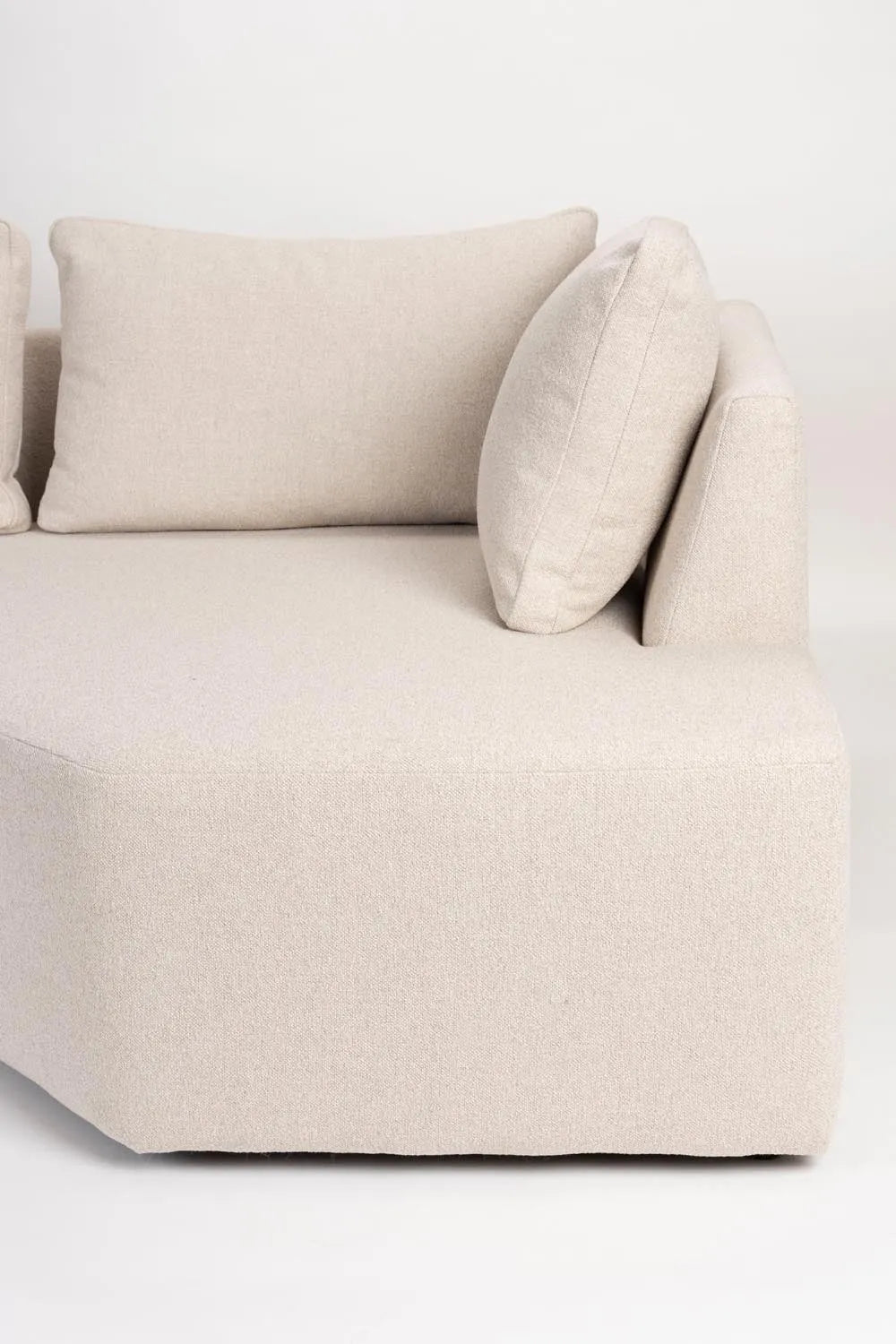 Komfortables Prosper Sofa Left von Zuiver für stilvolle Entspannung.