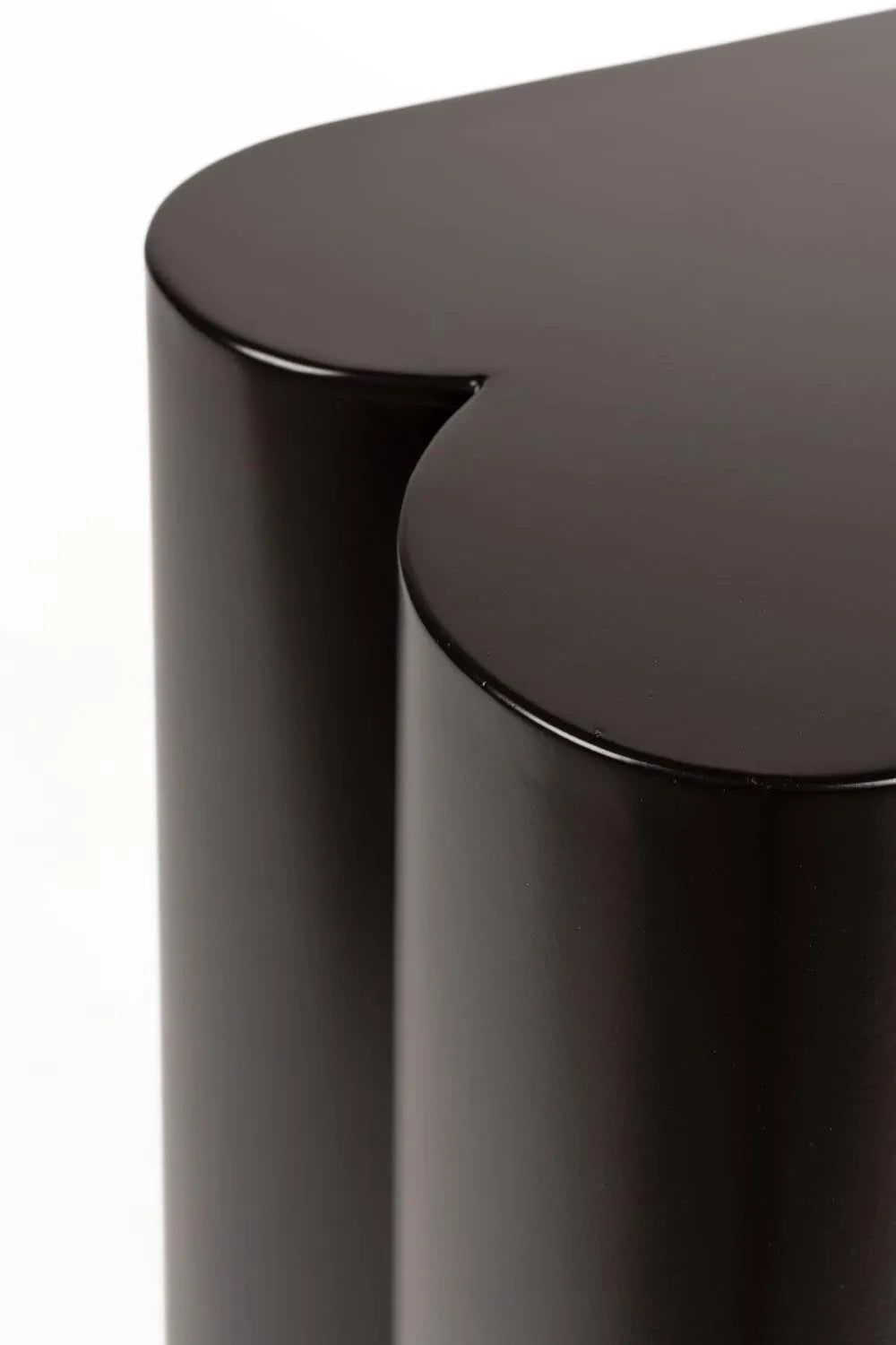 Shape Hocker von Zuiver: Stilvoller Komfort für jedes Zuhause.