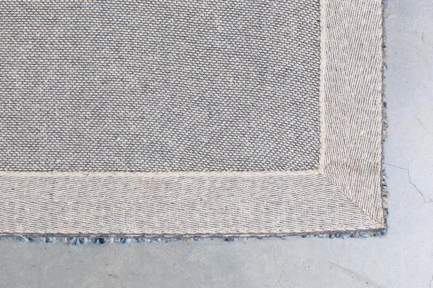 Eleganter Zuiver Teppich Heaven: Luxuriöse 200x300 cm Wohnkultur.