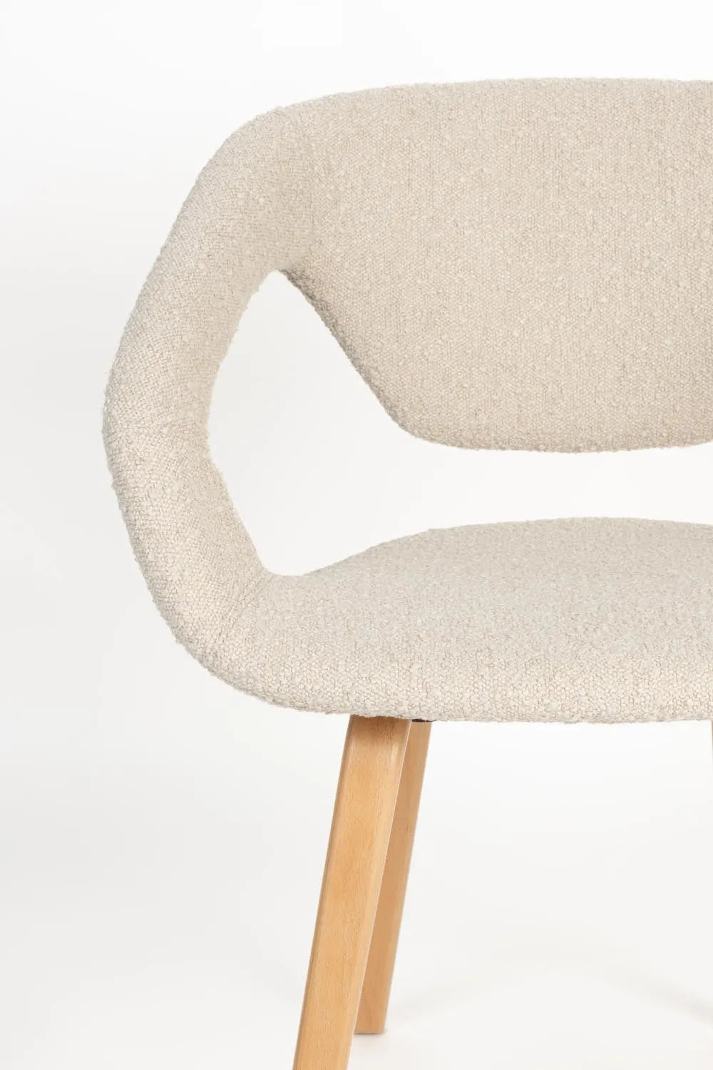 Zuiver Flexback Stuhl Beige: Modernes Design trifft auf Bequemlichkeit.