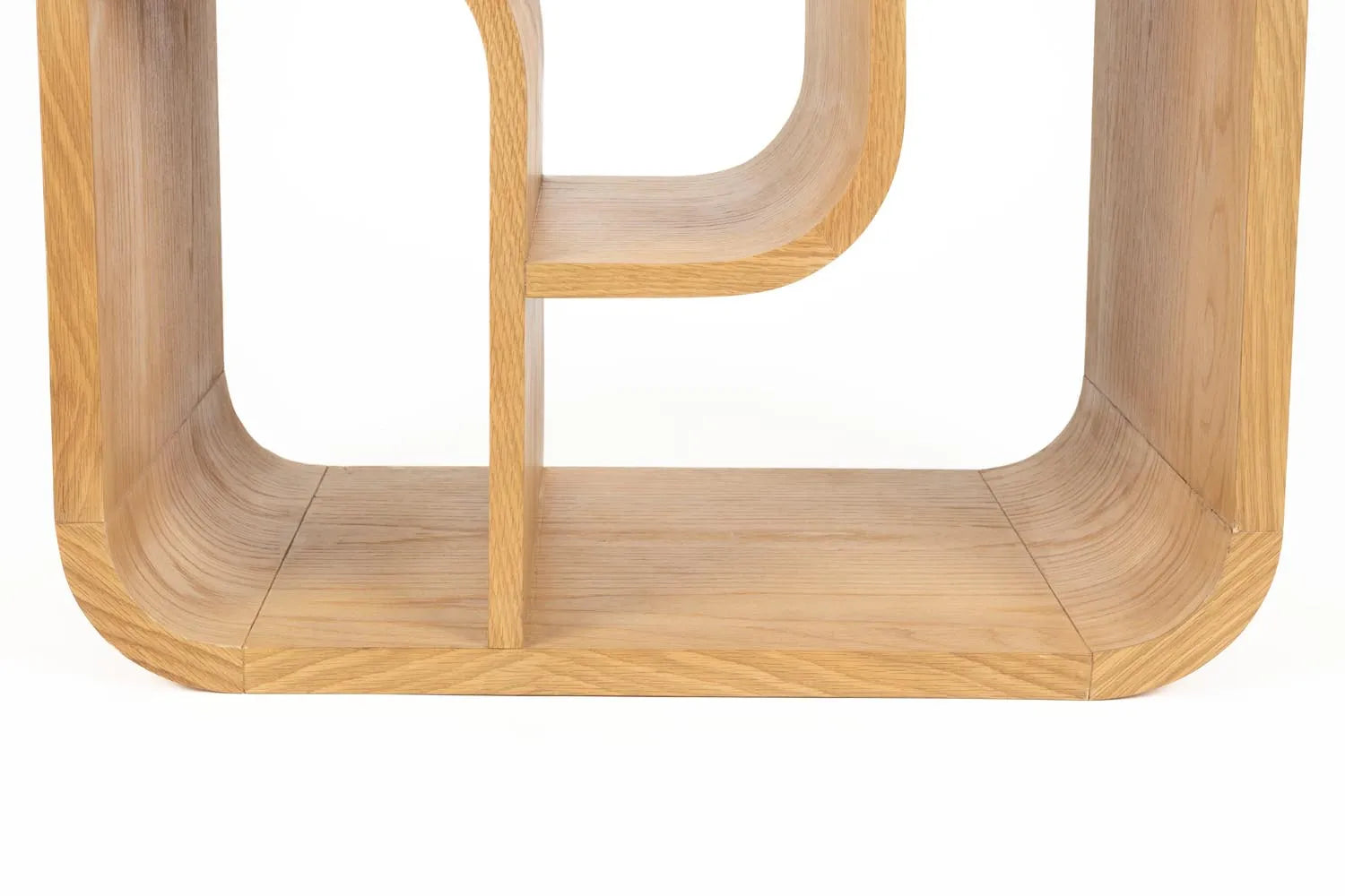 Zuiver Seven Schrank: Harmonische Natur für Ihr modernes Zuhause.