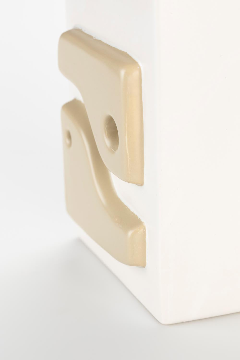 Zuiver Bloomer Vase: Elegante Form für zeitgemäße Wohnräume.