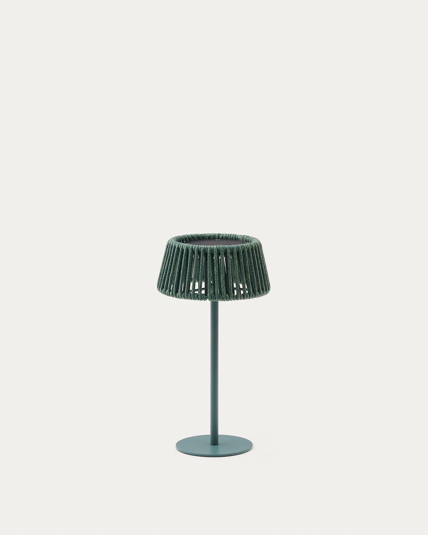 Outdoor-Solar-Tischlampe Aldet aus türkisfarbenem Seil in Türkis präsentiert im Onlineshop von KAQTU Design AG. Outdoor-Beleuchtung ist von Kave Home