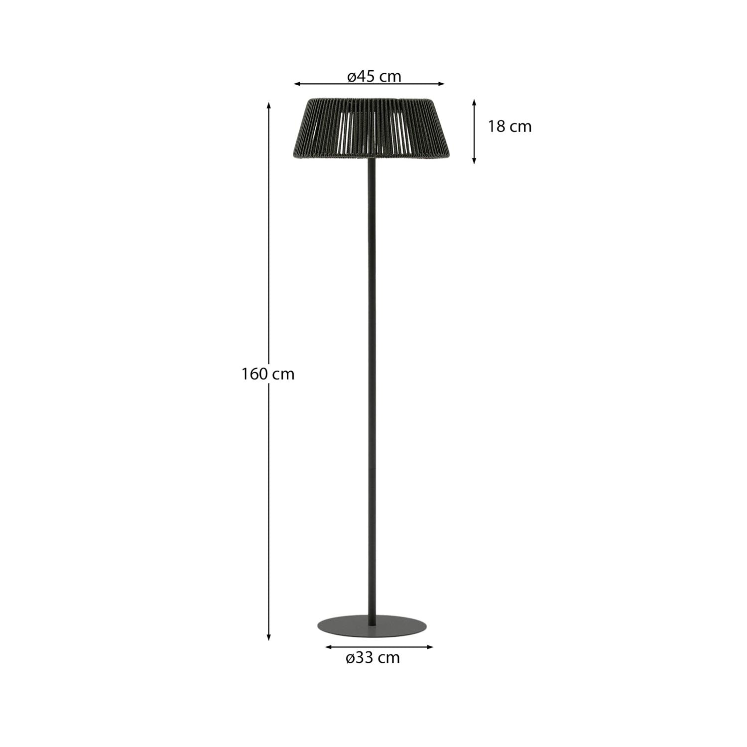 Outdoor-Solar-Stehlampe Aldet aus schwarz-grün marmoriertem Seil und schwarzem Metallsockel Ø 46 cm in Grün präsentiert im Onlineshop von KAQTU Design AG. Outdoor-Beleuchtung ist von Kave Home