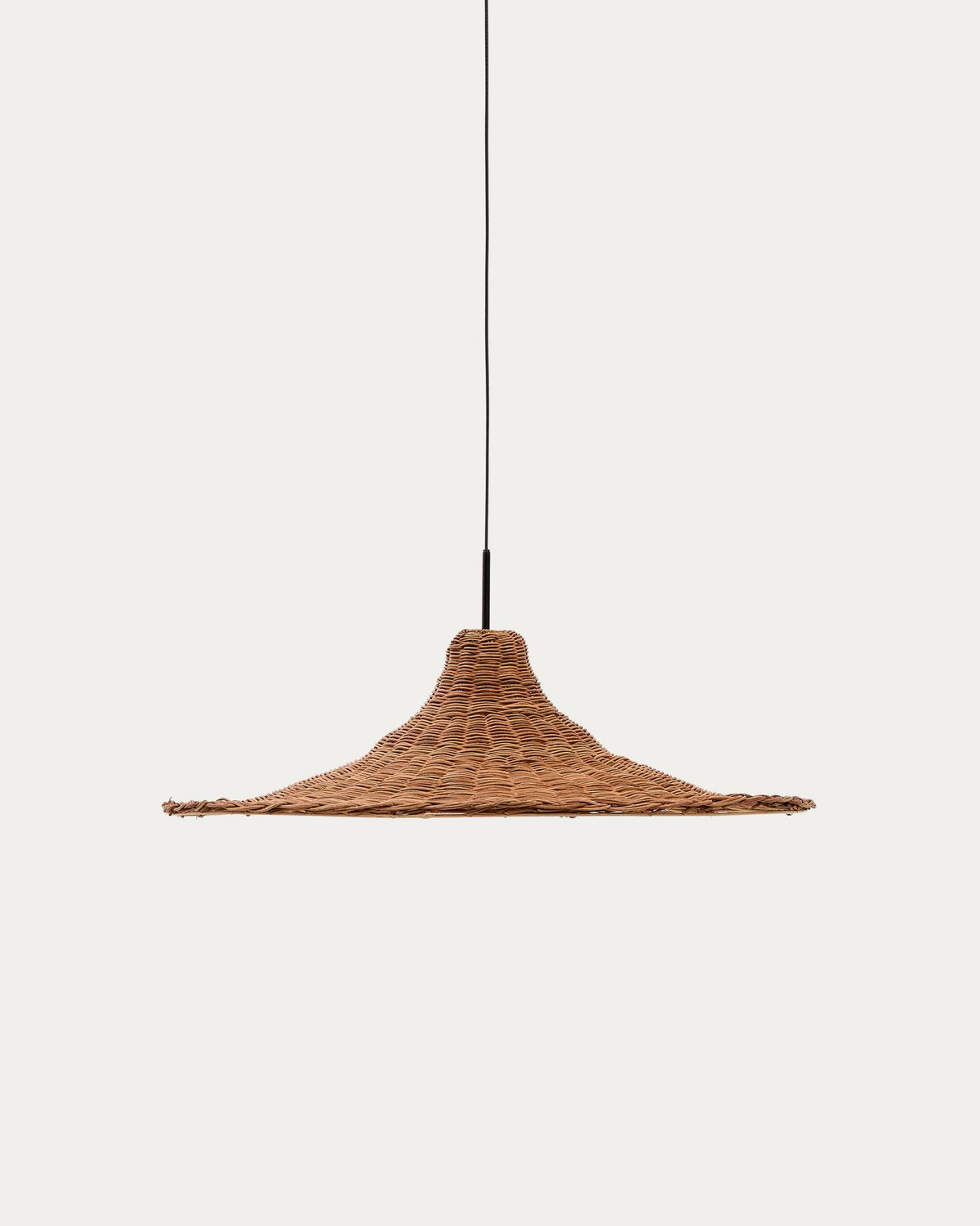 Runder Lampenschirm aus handgeflochtenem Rattan mit Eisengestell in natürlichem Farbton, Durchmesser 70 cm, für Deckenleuchte.