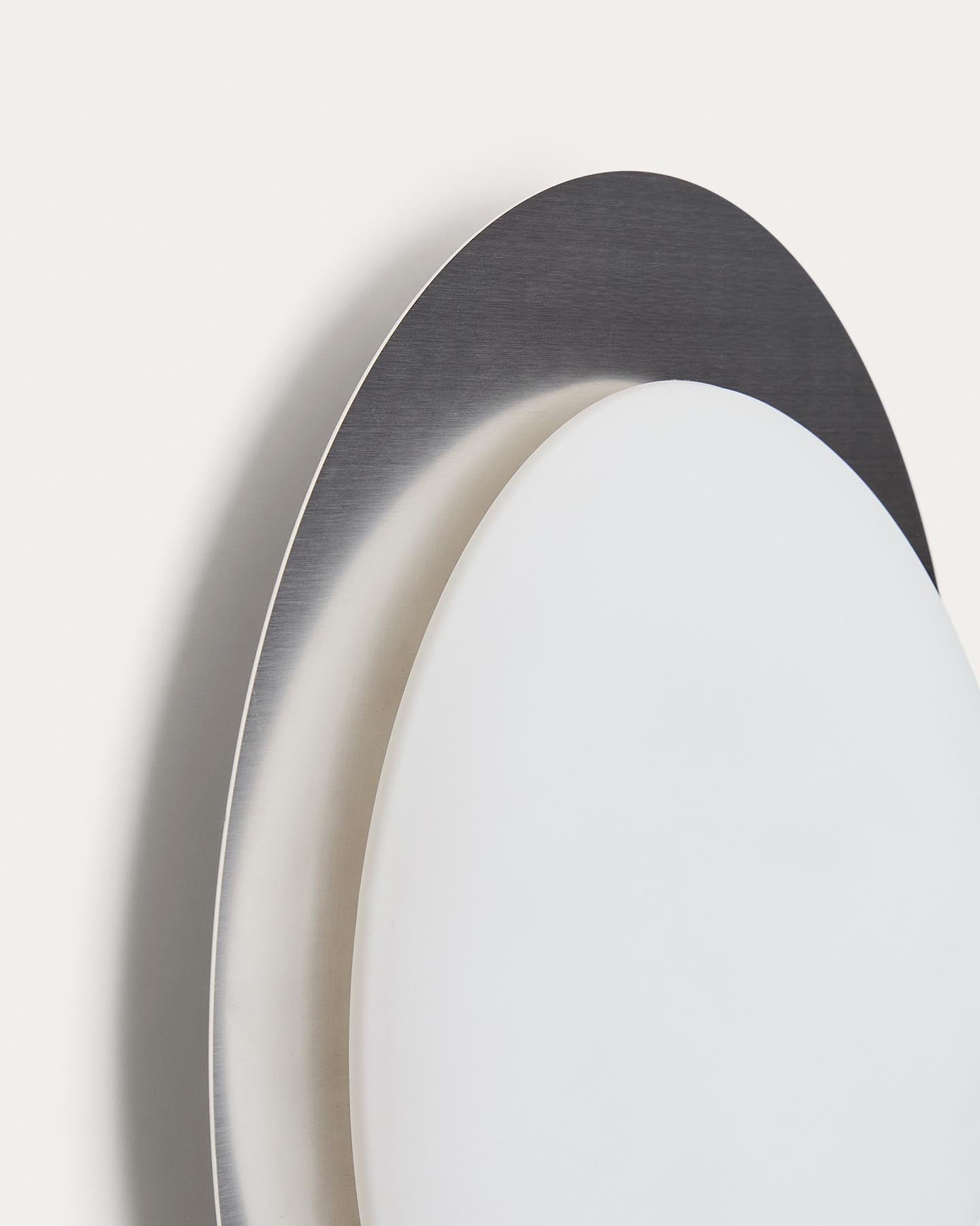 Deckenleuchte Novae aus hellgrauem gebürstetem Metall und mattiertem Glas, Ø 40 cm in Grau präsentiert im Onlineshop von KAQTU Design AG. Lampenschirm ist von Kave Home