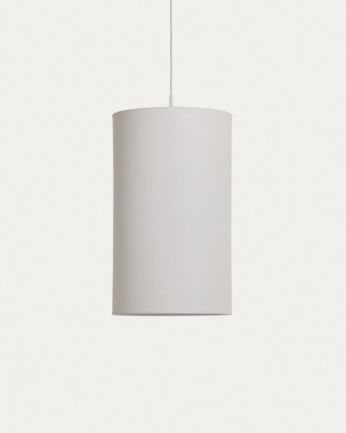Lampenschirm für Deckenleuchten Niani aus elfenbeinfarbener Baumwolle Ø 30 cm in Weiss präsentiert im Onlineshop von KAQTU Design AG. Lampenschirm ist von Kave Home