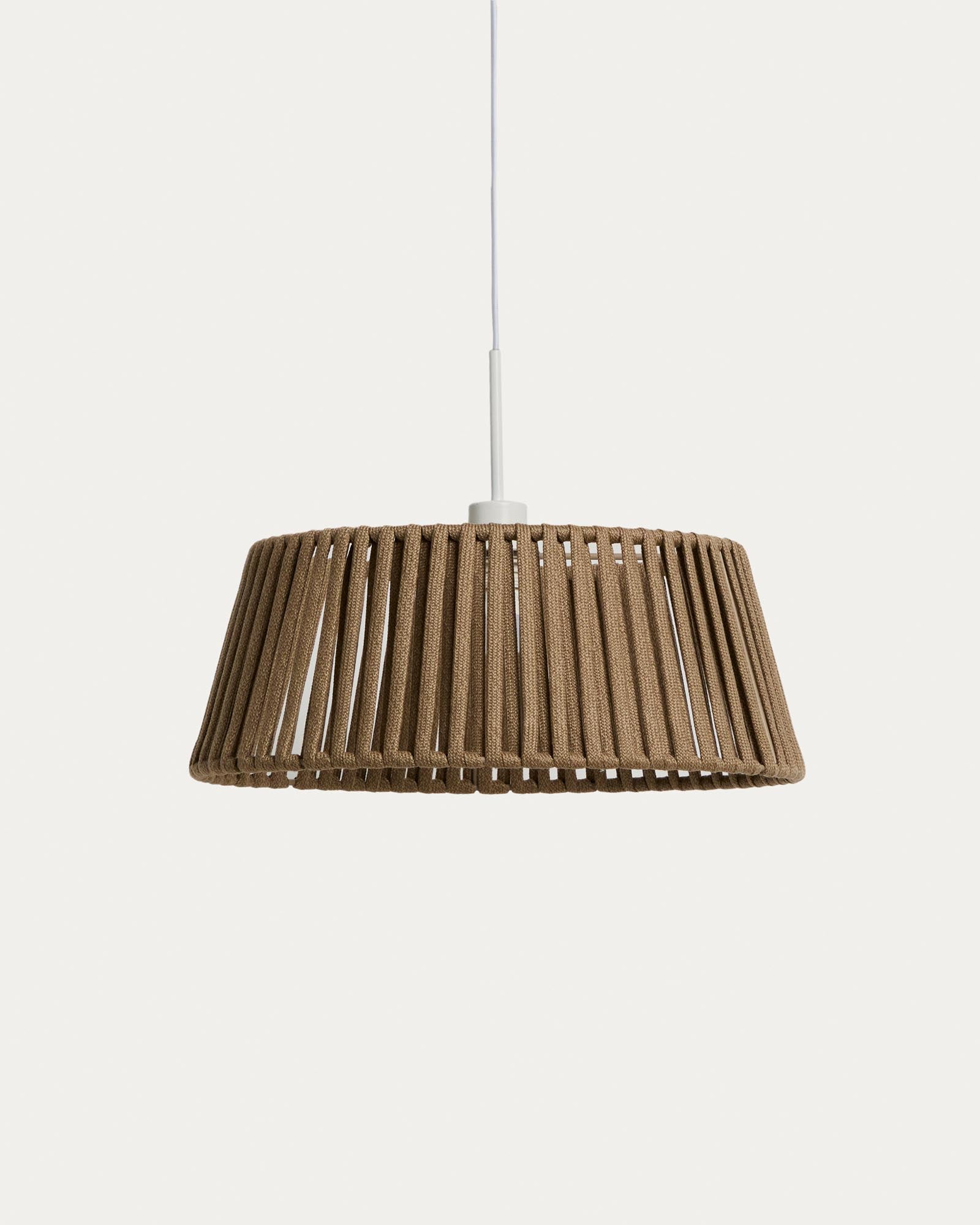 Lampenschirm für Deckenleuchte Aldet aus flachem Seil in Beige, Ø 46 cm in Hellgrau präsentiert im Onlineshop von KAQTU Design AG. Outdoor Pendelleuchte ist von Kave Home