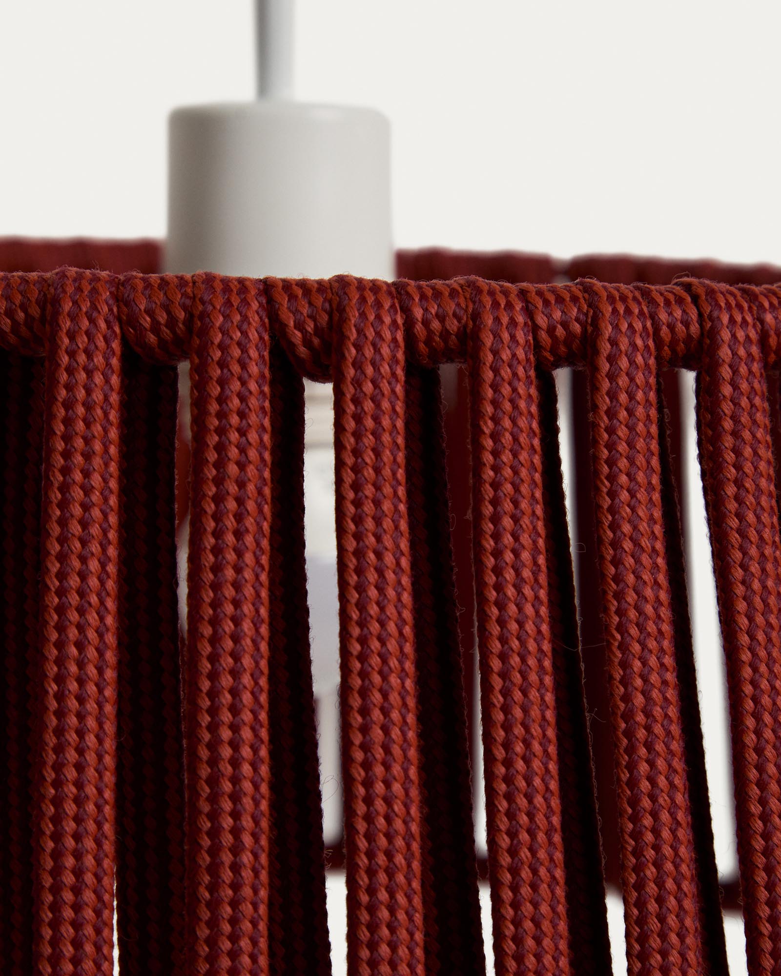 Lampenschirm für die Deckenleuchte Aldet aus flachem Seil in Terrakotta, Ø 46 cm in Terrakotta präsentiert im Onlineshop von KAQTU Design AG. Outdoor Pendelleuchte ist von Kave Home